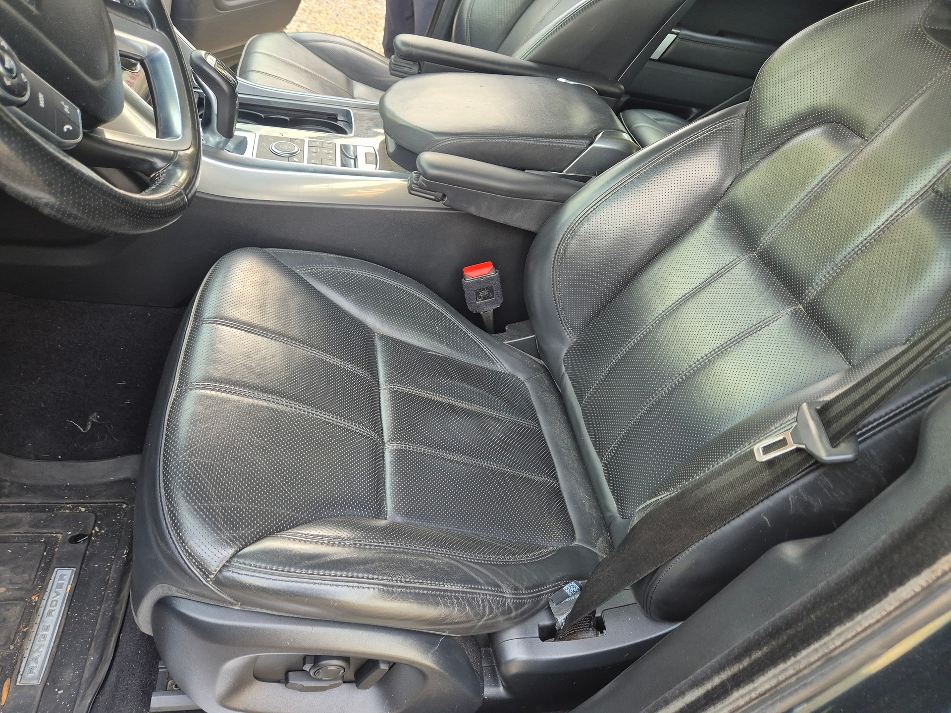 LAND ROVER Range Rover Sport 2.0SD4 HSE Automatic-image-15