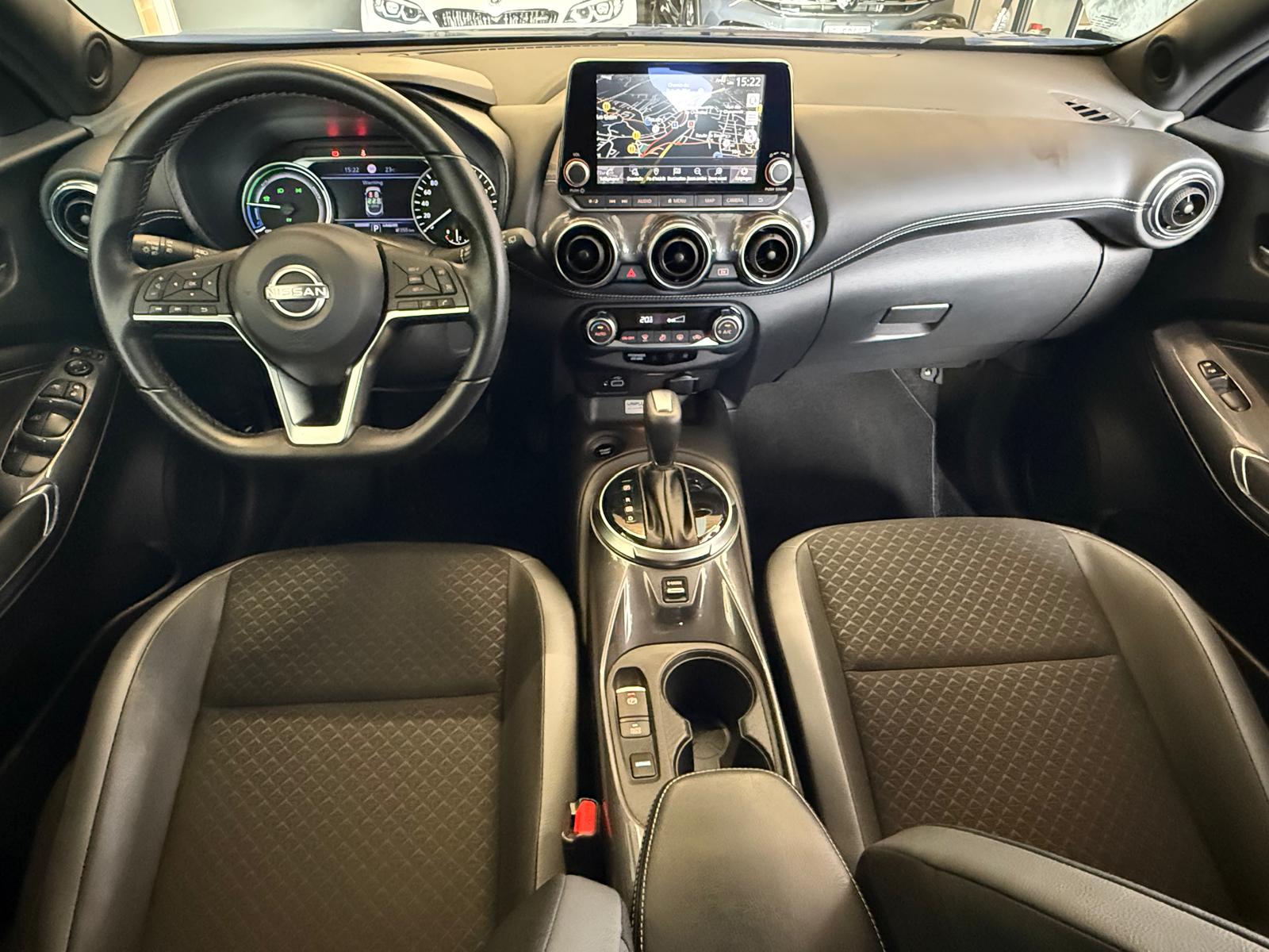 NISSAN Juke 1.6 FHEV Unplugged Limited Edition 130/500-image-14
