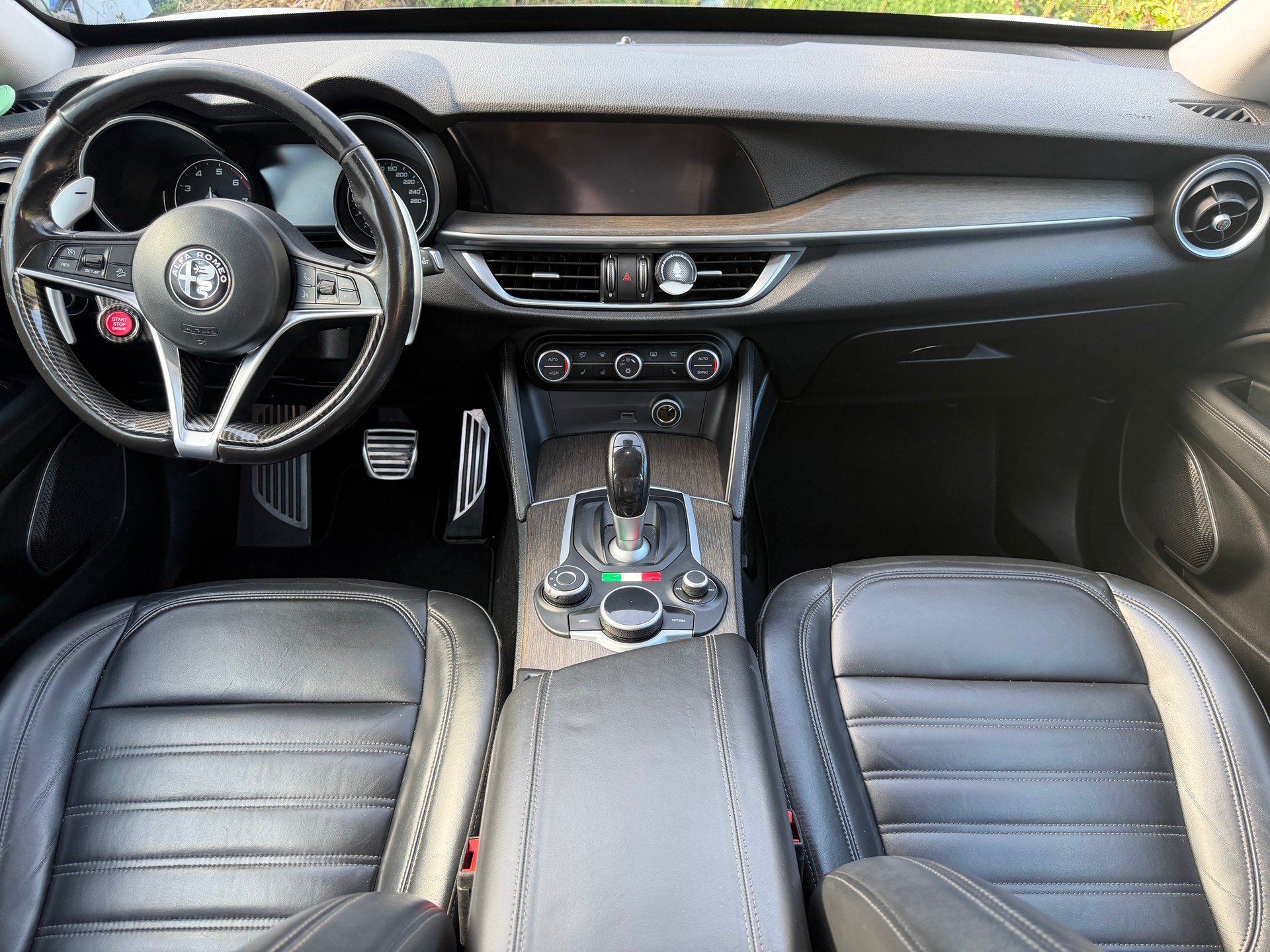 ALFA ROMEO Stelvio 2.0 Q4 280 Executive-image-4