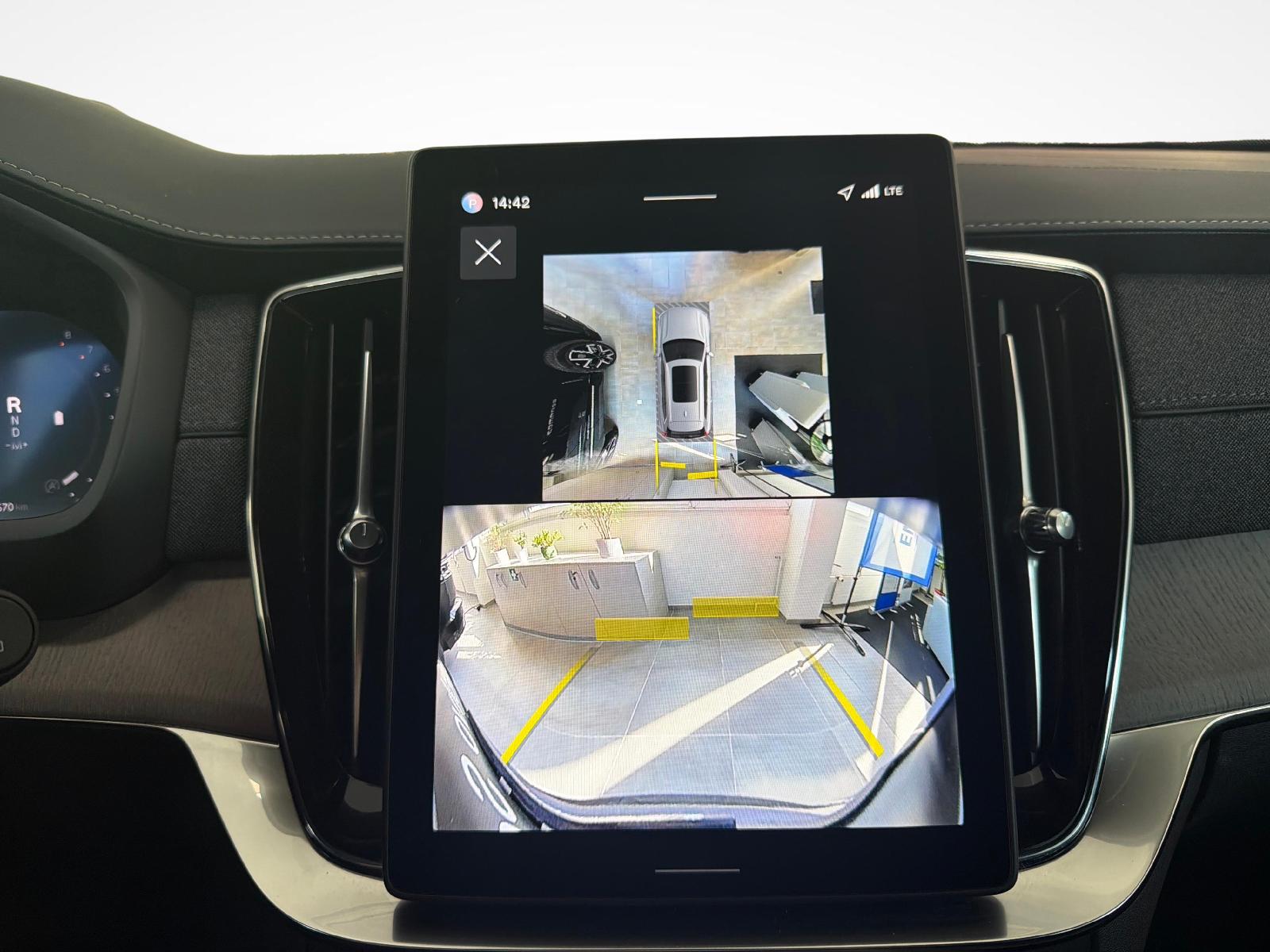 VOLVO XC90 2.0 B5 MH Plus Bright 7P. AWD-image-15