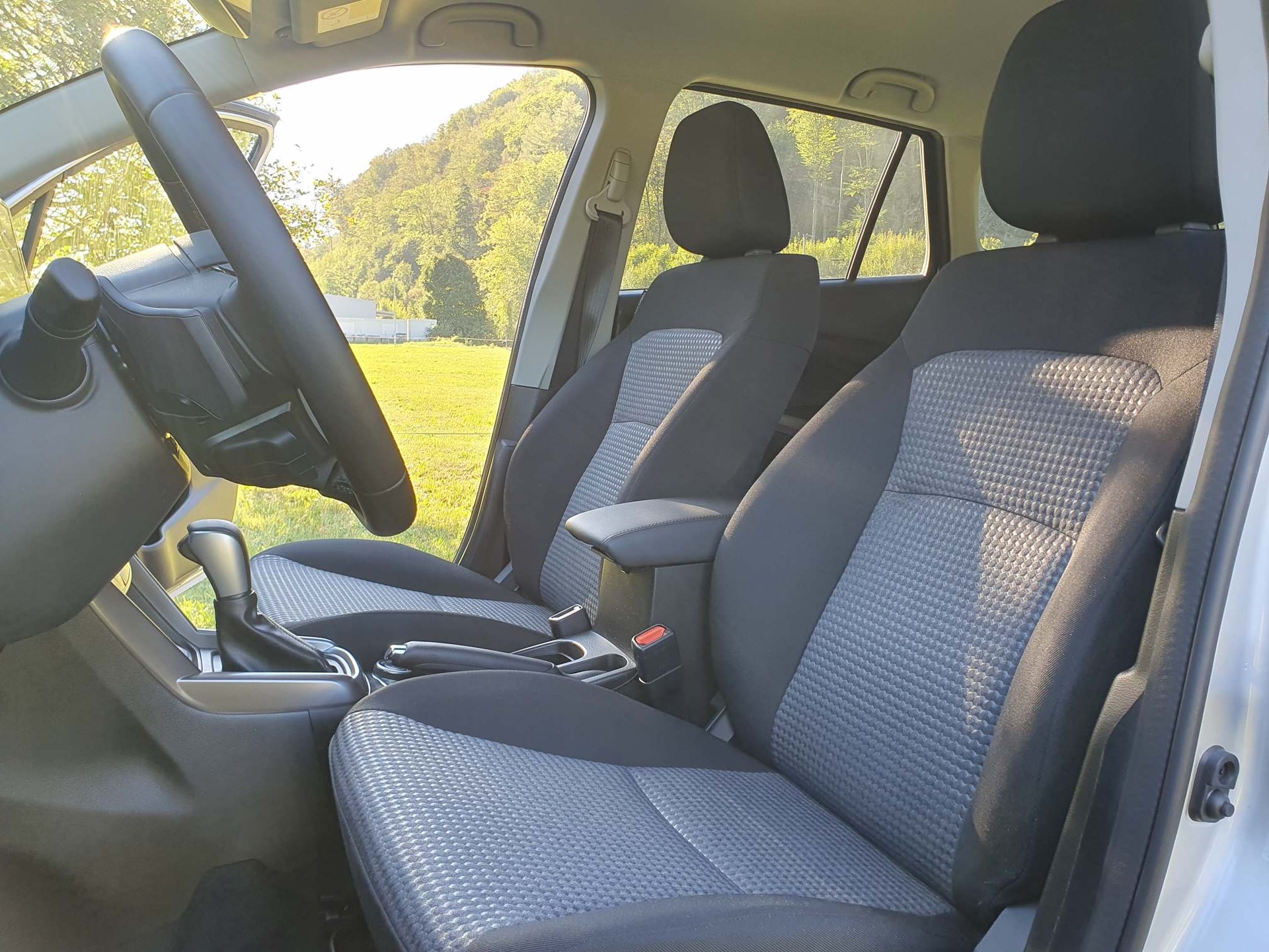 SUZUKI S-Cross 1.4 T Compact+ Hybrid AllGrip-image-10