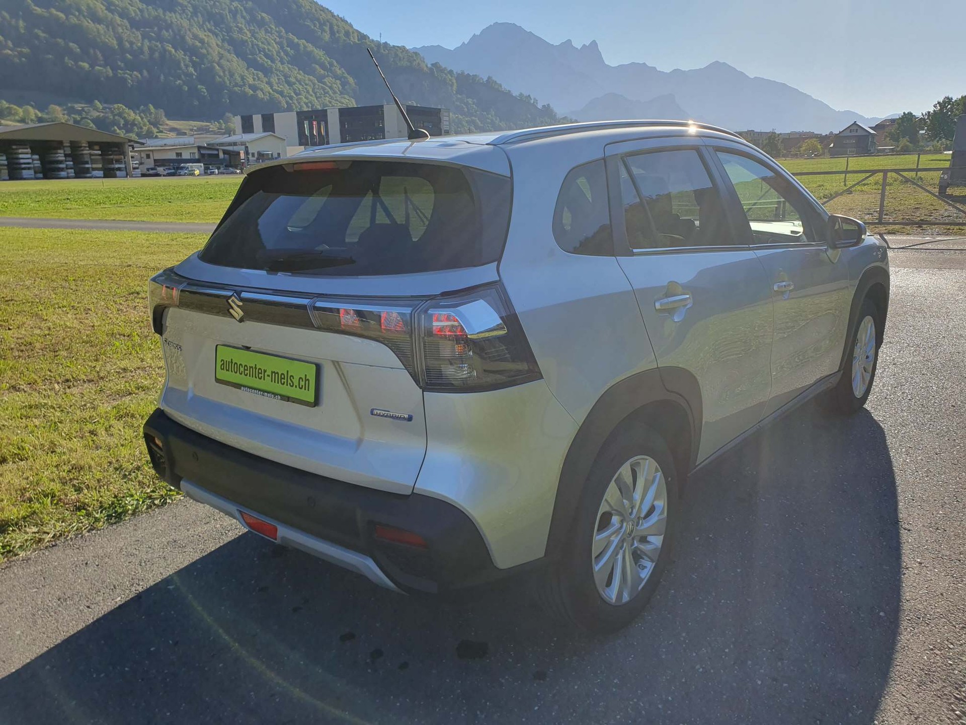 SUZUKI S-Cross 1.4 T Compact+ Hybrid AllGrip-image-6