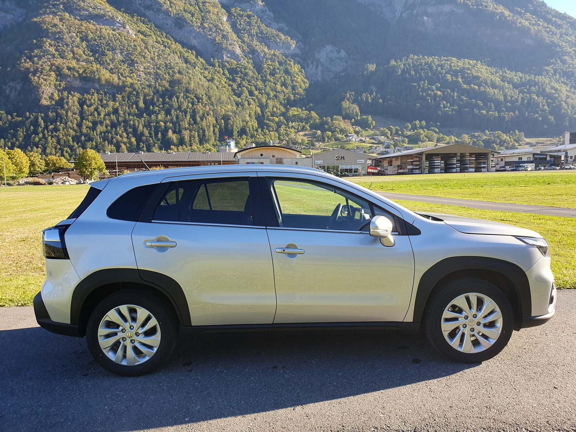 SUZUKI S-Cross 1.4 T Compact+ Hybrid AllGrip-image-7