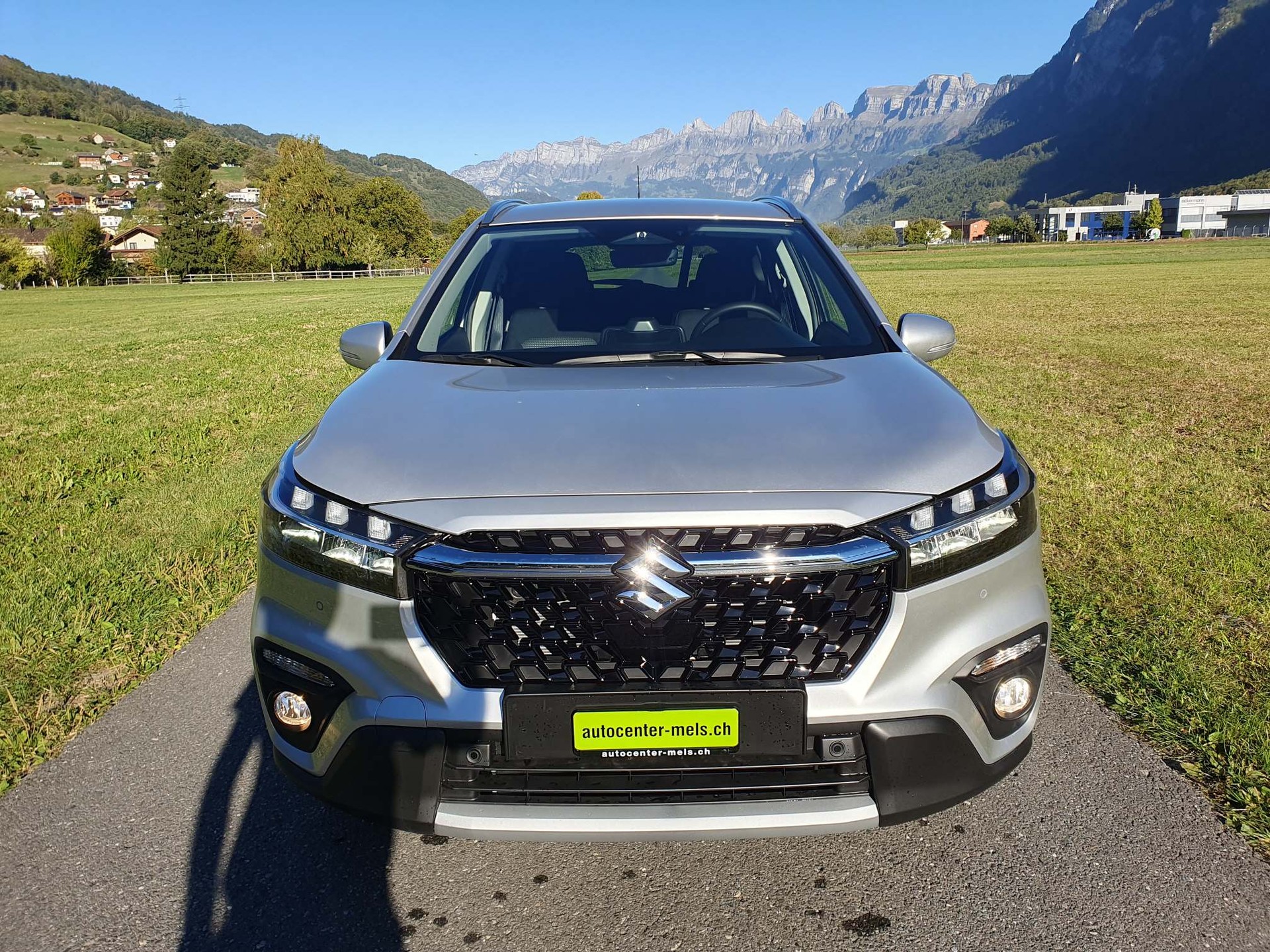 SUZUKI S-Cross 1.4 T Compact+ Hybrid AllGrip-image-2