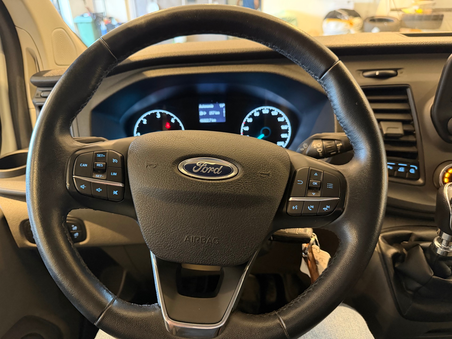 FORD Transit Custom Van 280 L1 2.0 TDCi 130 Trend-image-10
