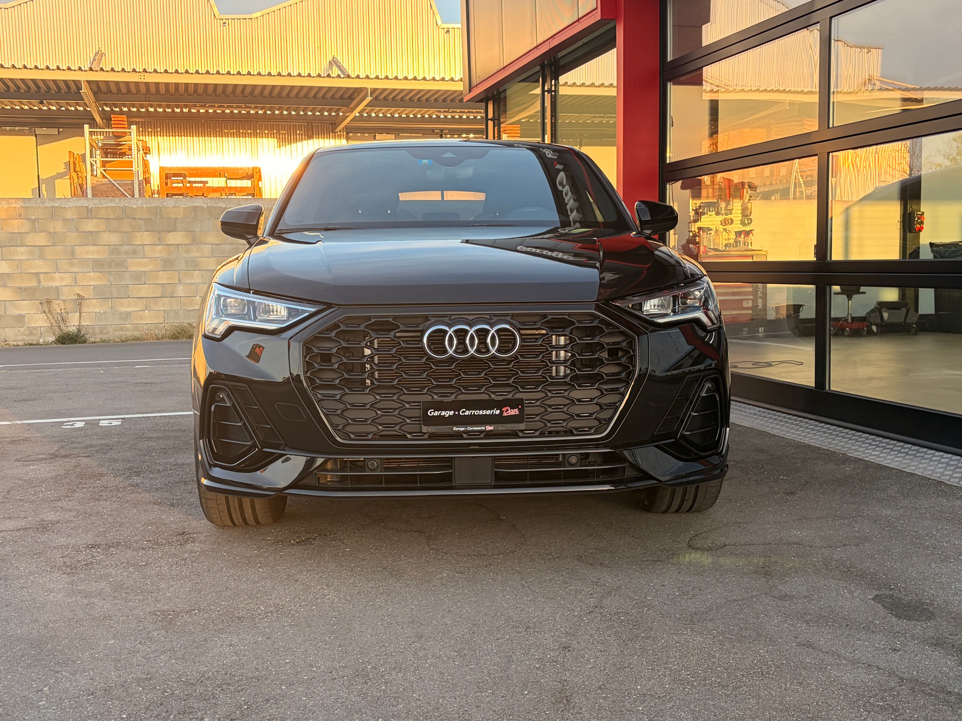 AUDI Q3 Sportback 35 TFSI S line Attraction S-tronic-image-1