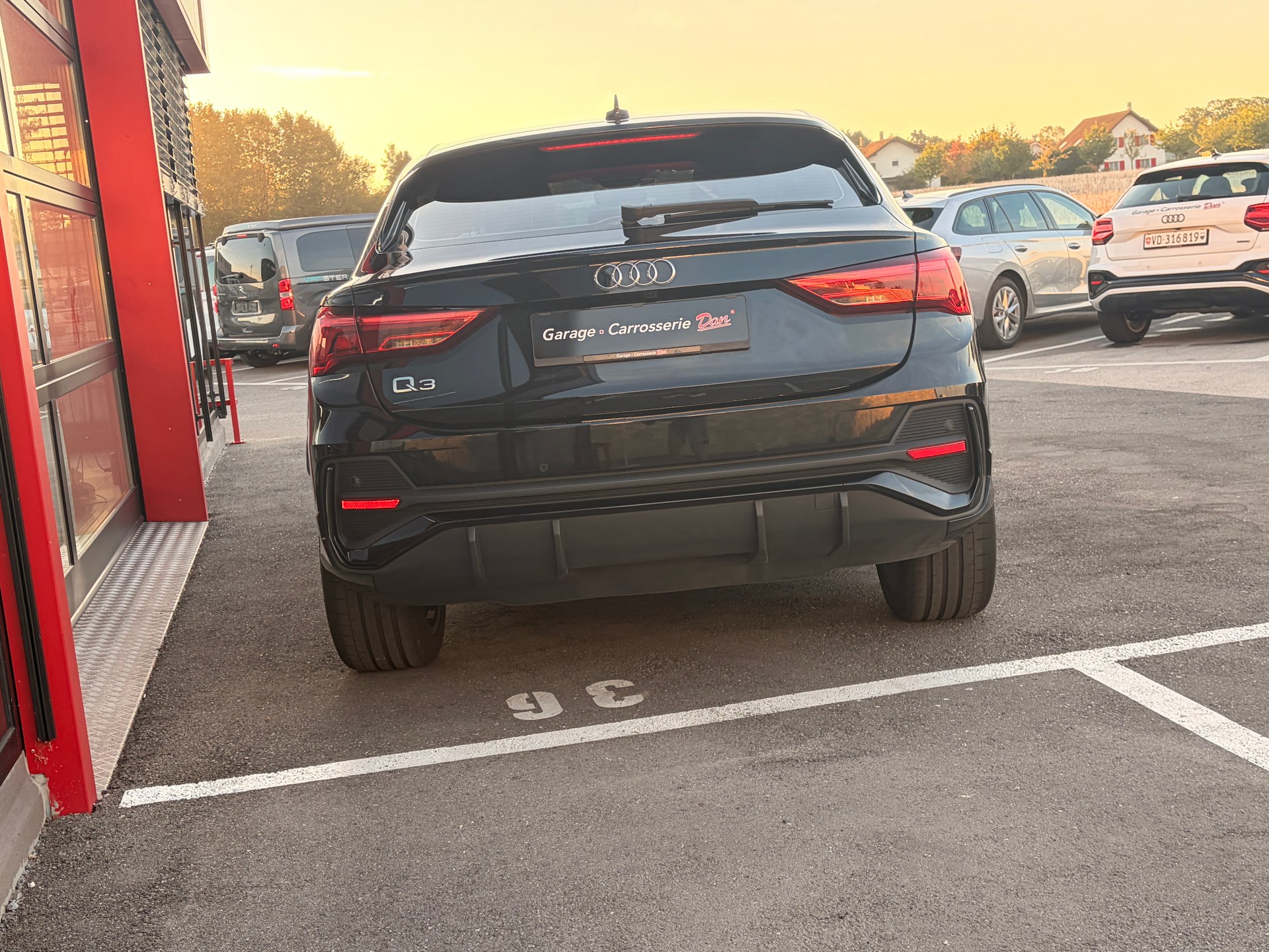 AUDI Q3 Sportback 35 TFSI S line Attraction S-tronic-image-3