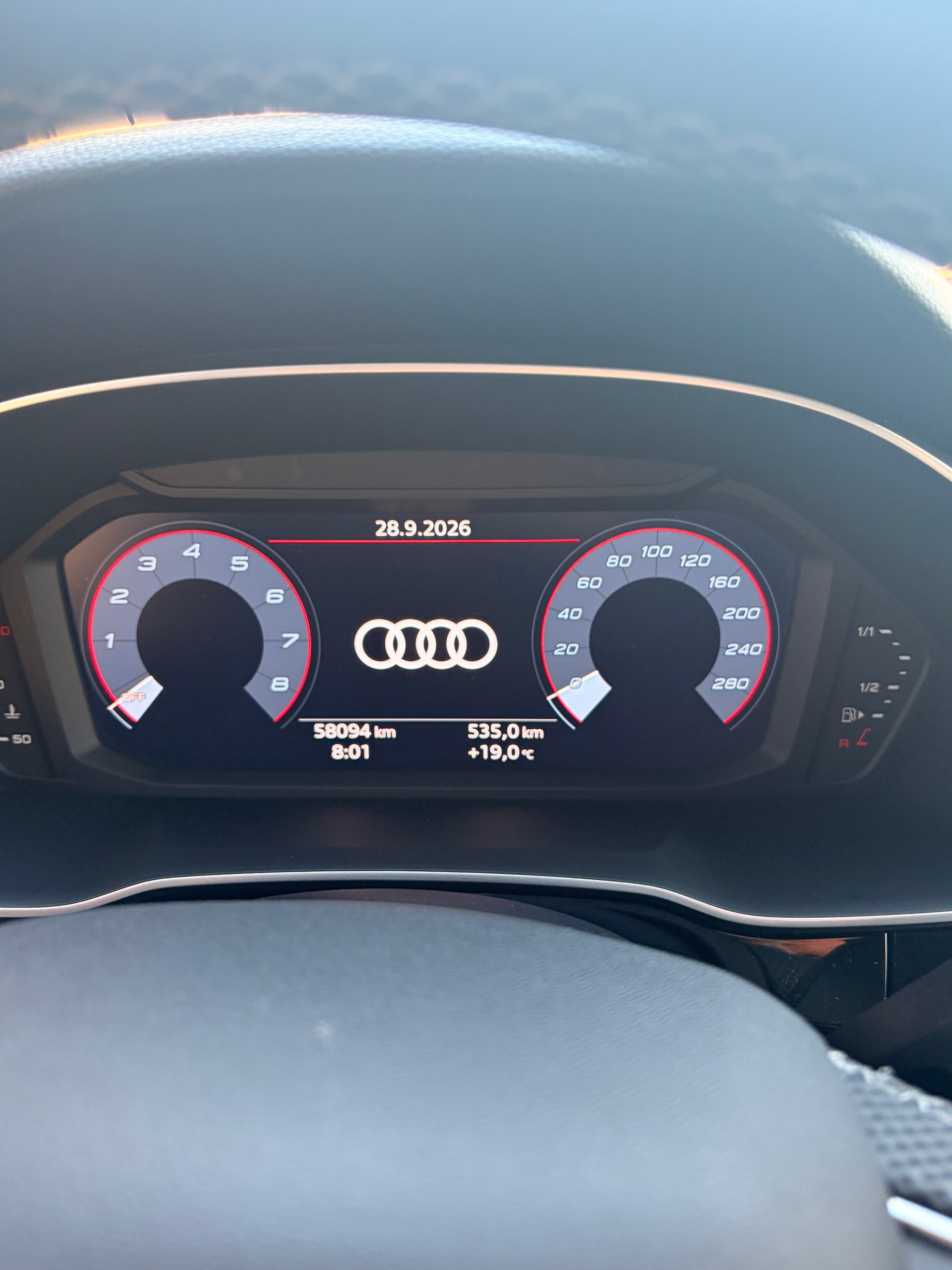AUDI Q3 Sportback 35 TFSI S line Attraction S-tronic-image-7
