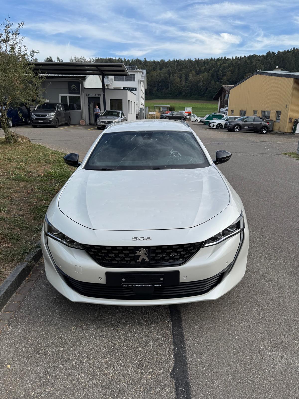 PEUGEOT 508 1.5 Blue HDi GT Pack EAT8-image-2