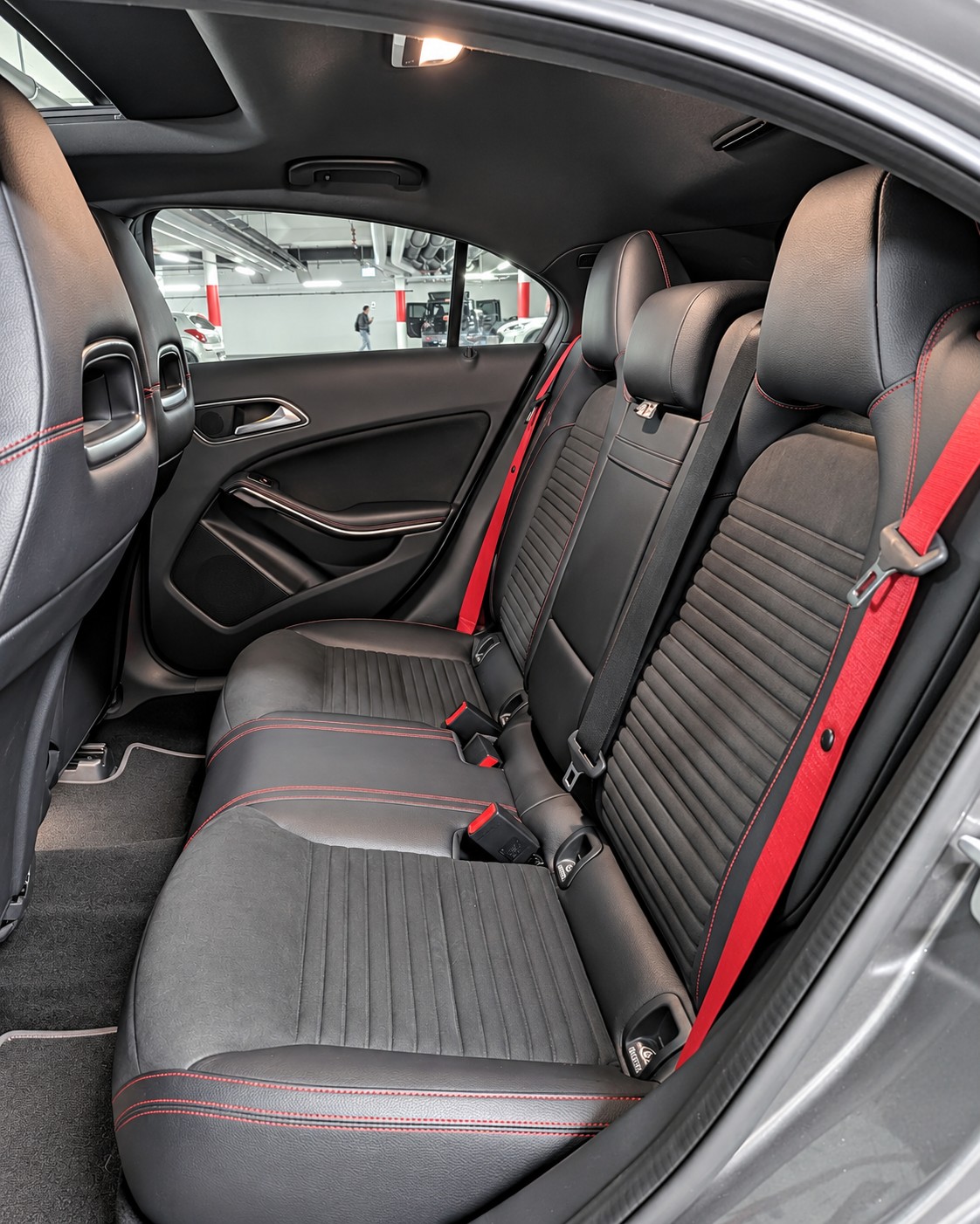 MERCEDES-BENZ A 250 Sport 4MATIC/AMG LINE + NIGTH PACK-image-5