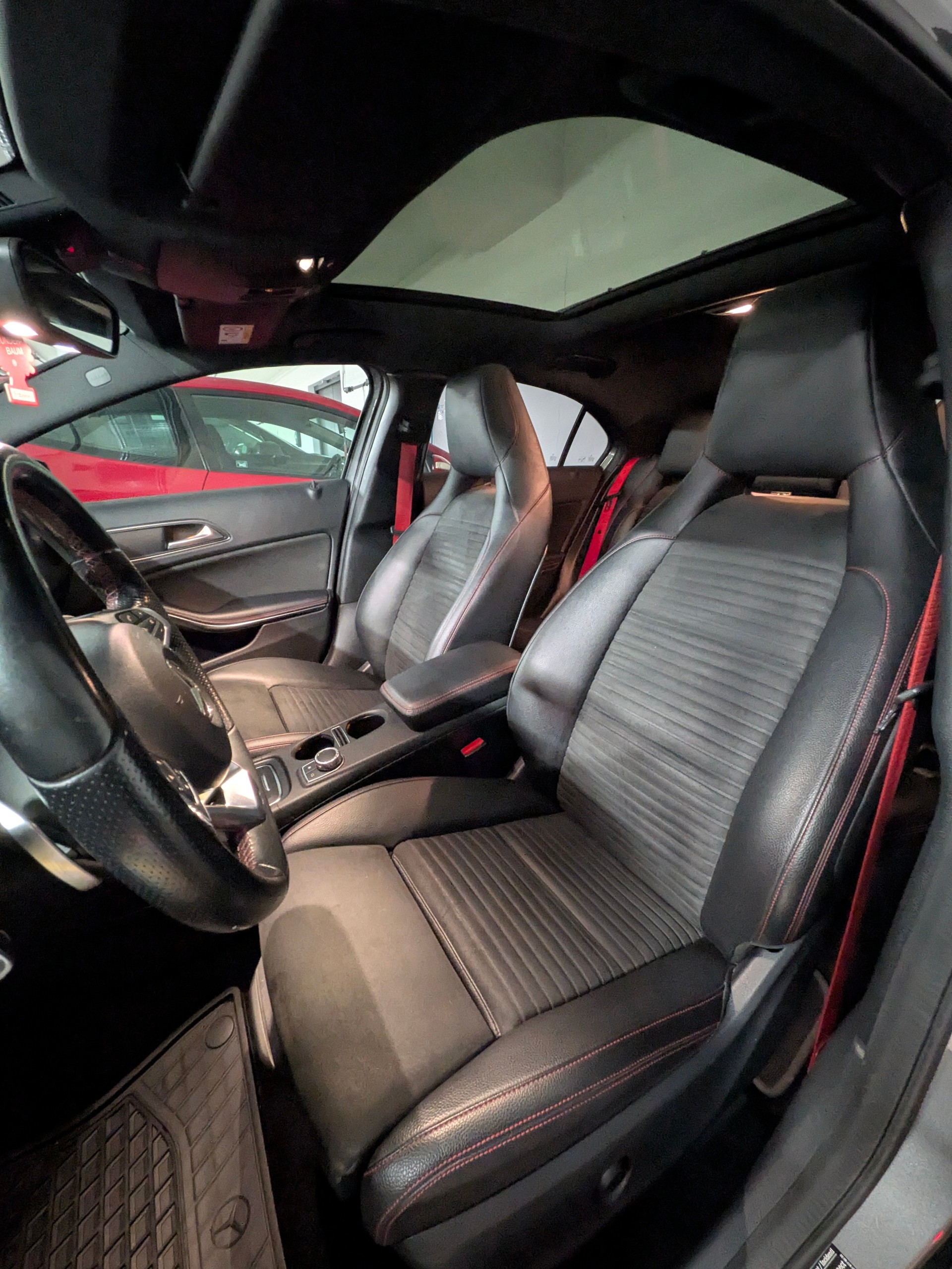 MERCEDES-BENZ A 250 Sport 4MATIC/AMG LINE + NIGTH PACK-image-3