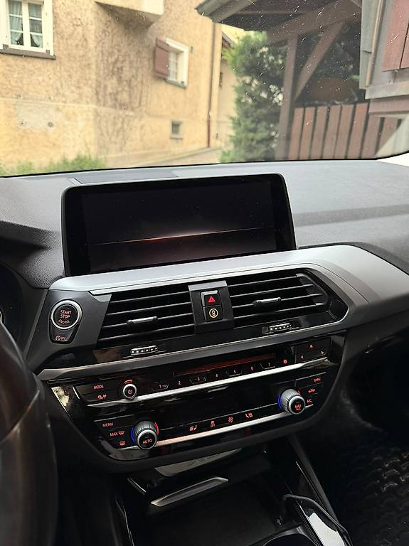 BMW X3-image-2