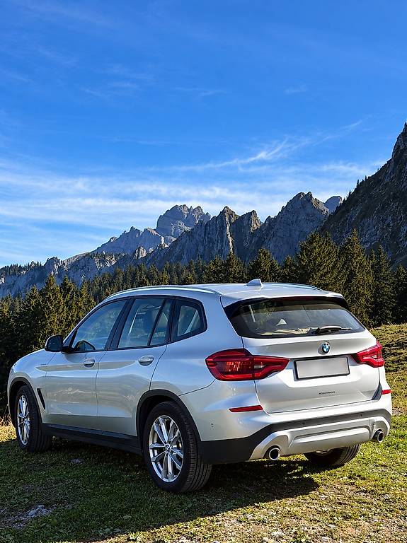 BMW X3-image-0