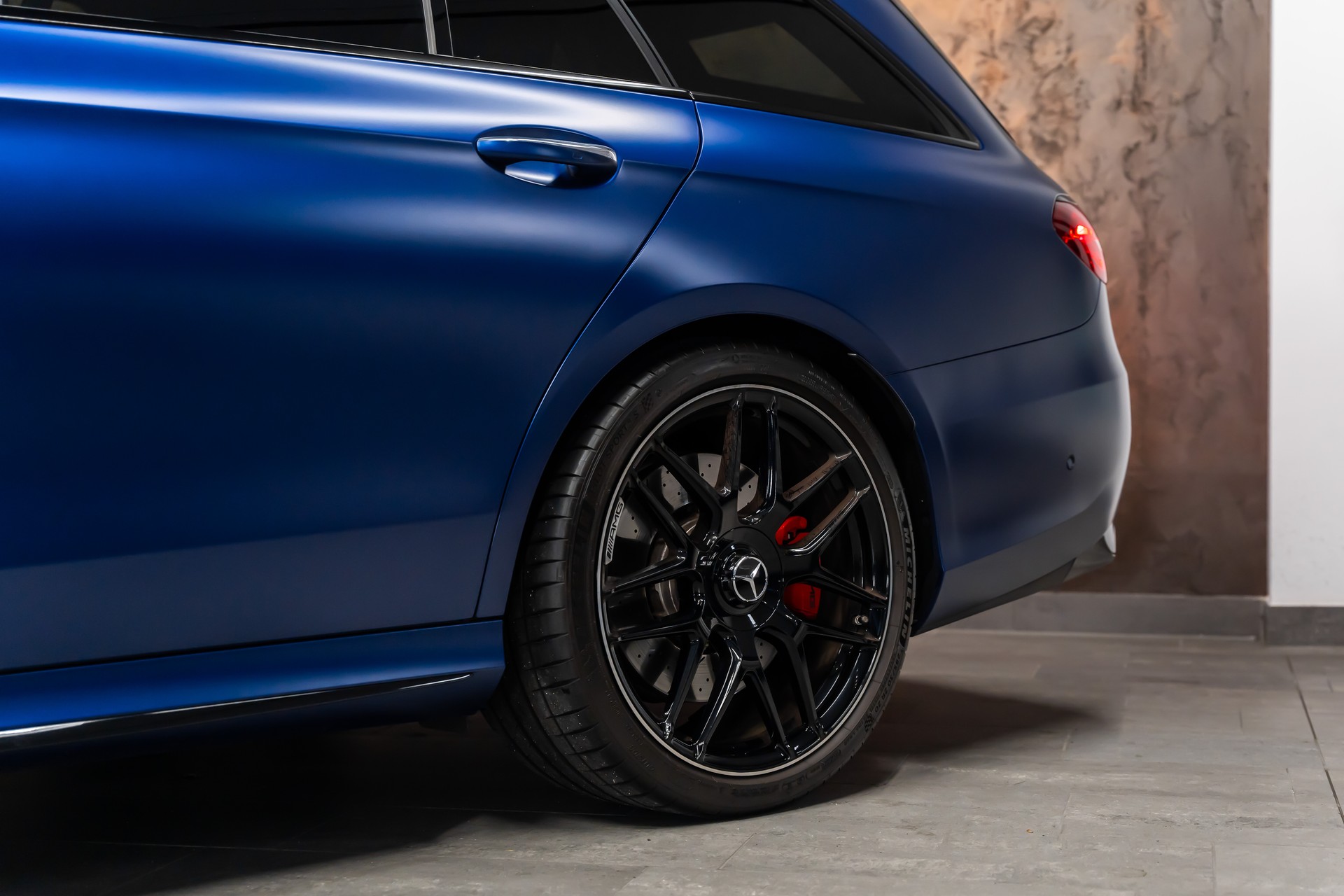MERCEDES-BENZ AMG E 63 S T 4Matic+ Speedshift 9G-TCT *Ch-Fahrzeug*PPF-Folie*AMG-Drivers*Panorama*-image-11