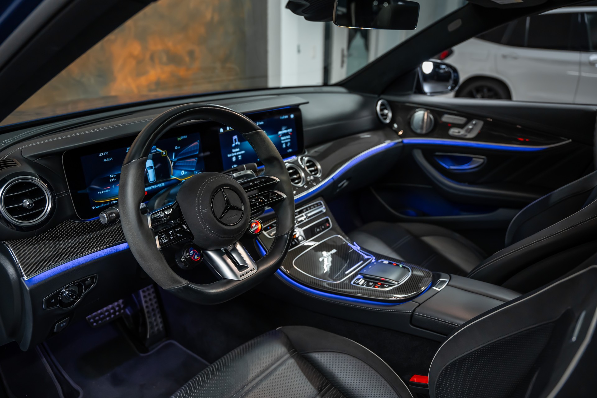 MERCEDES-BENZ AMG E 63 S T 4Matic+ Speedshift 9G-TCT *Ch-Fahrzeug*PPF-Folie*AMG-Drivers*Panorama*-image-13