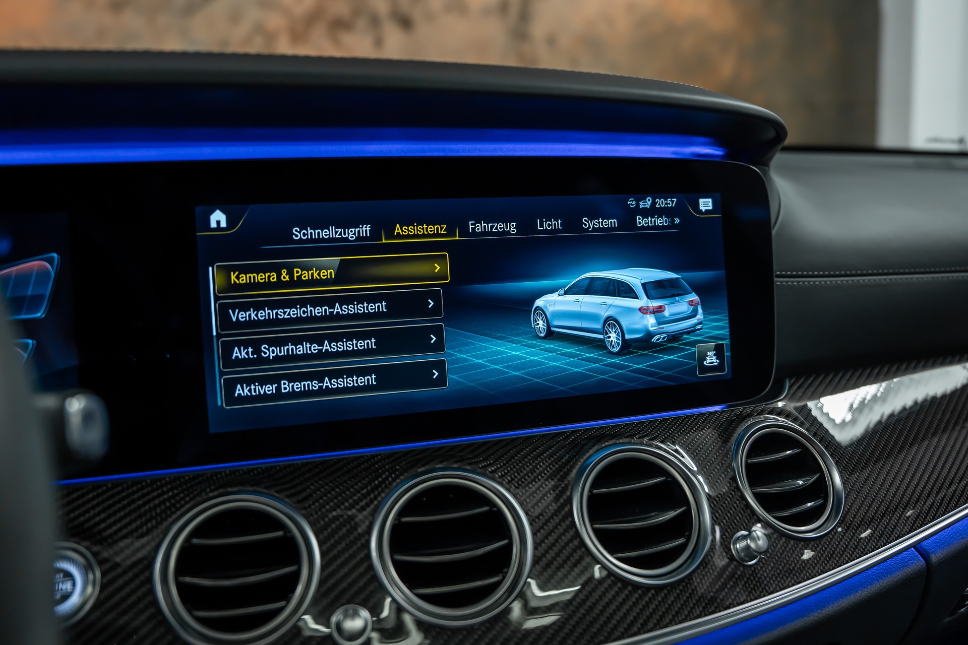 MERCEDES-BENZ AMG E 63 S T 4Matic+ Speedshift 9G-TCT *Ch-Fahrzeug*PPF-Folie*AMG-Drivers*Panorama*-image-31