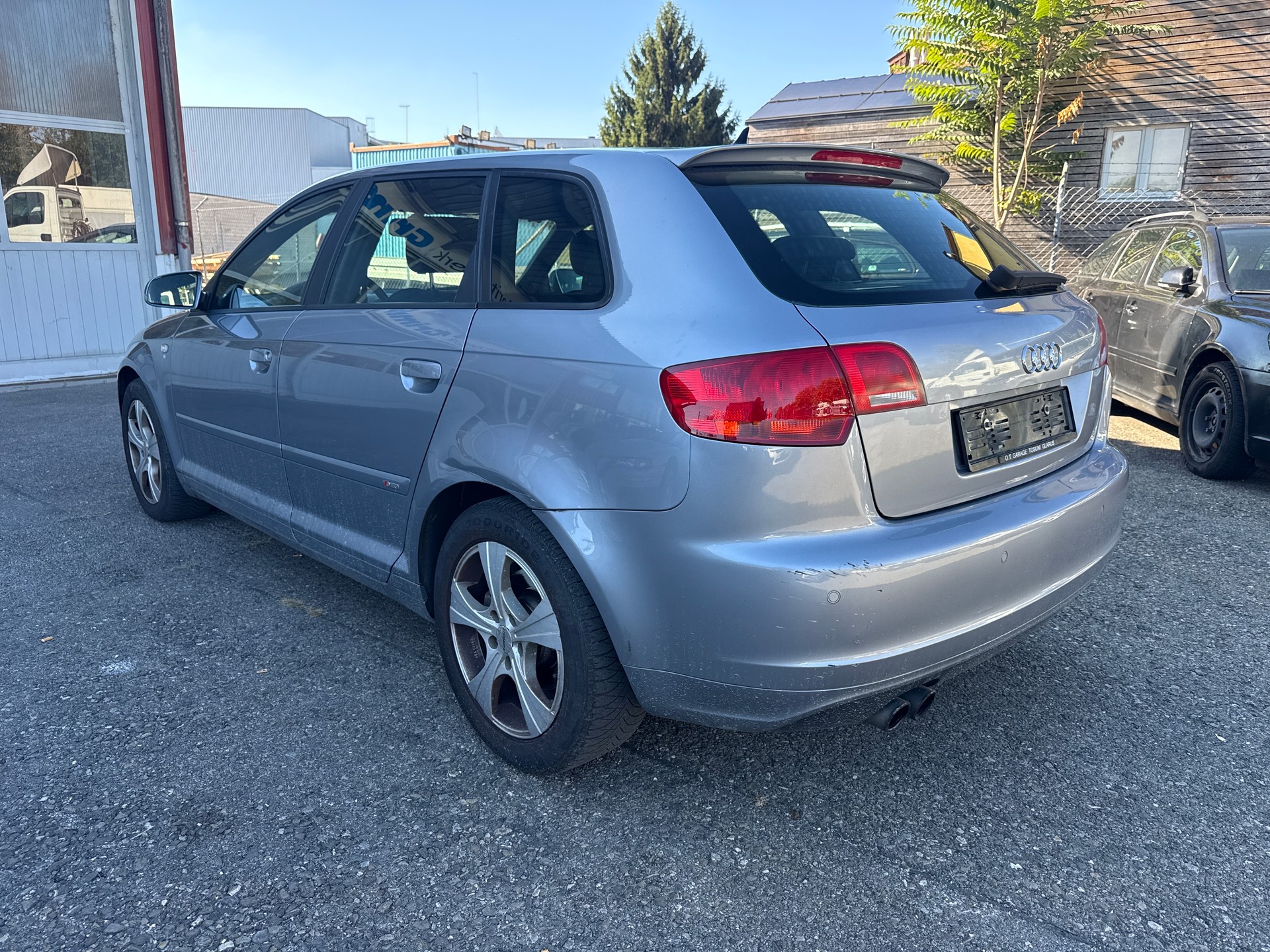 AUDI A3 Sportback 2.0 Turbo FSI Ambiente quattro-image-6