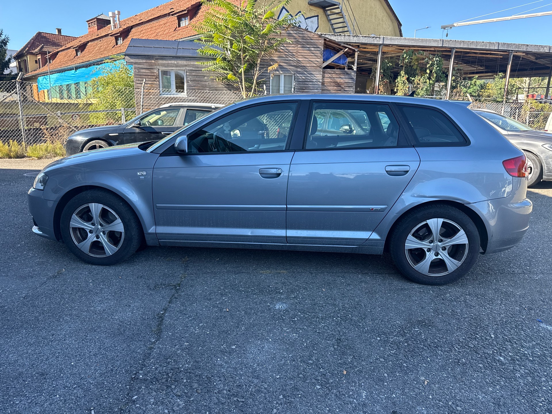 AUDI A3 Sportback 2.0 Turbo FSI Ambiente quattro-image-7
