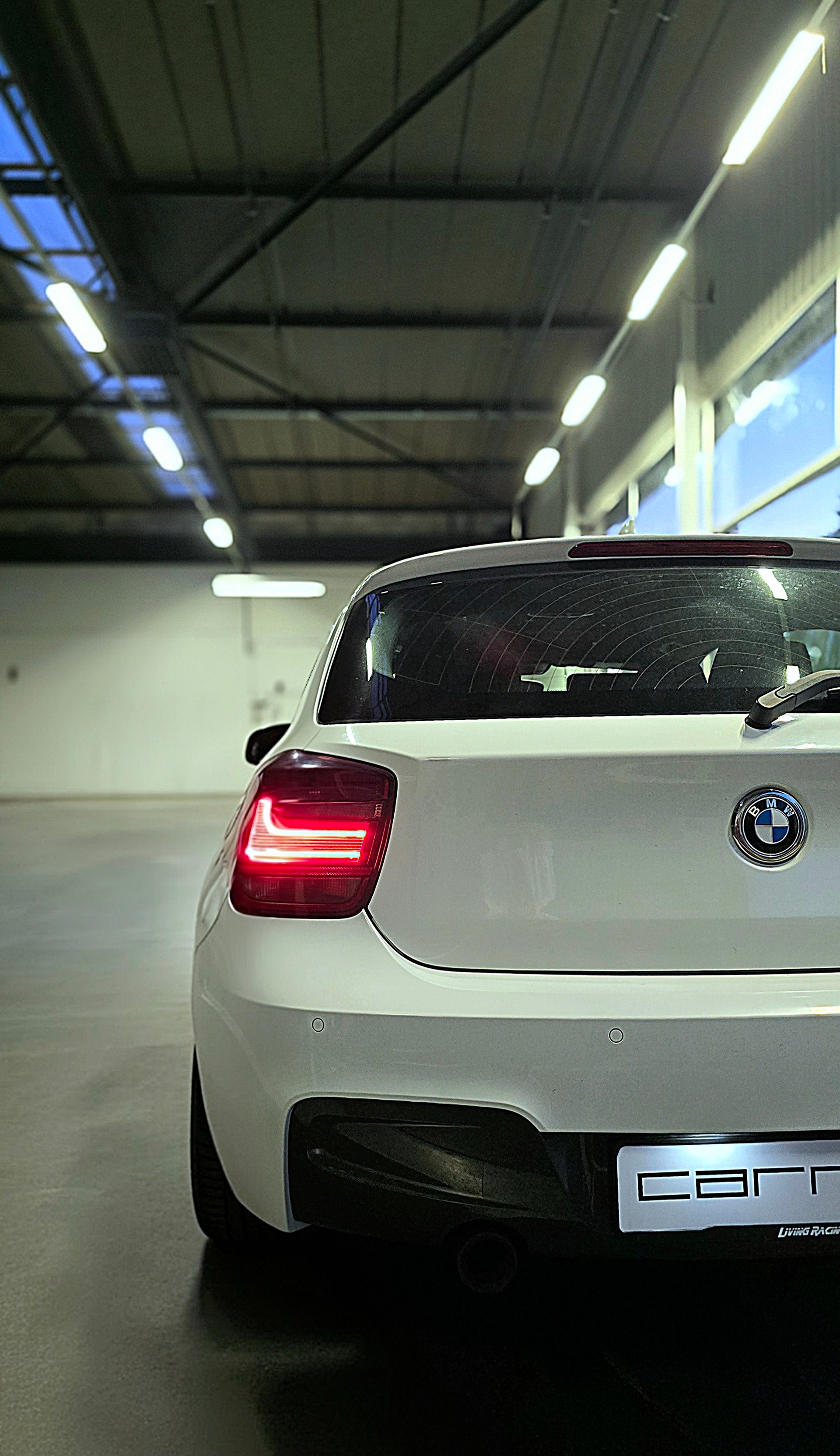 BMW M135i xDrive Steptronic-image-13