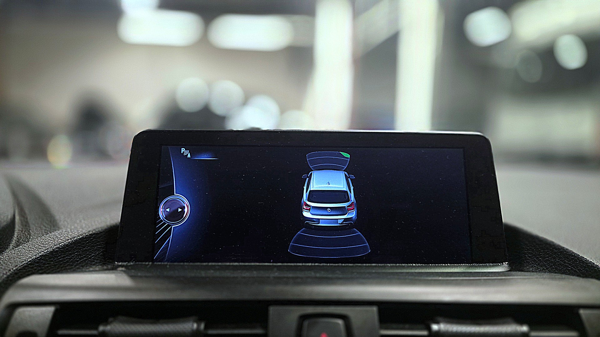 BMW M135i xDrive Steptronic-image-24