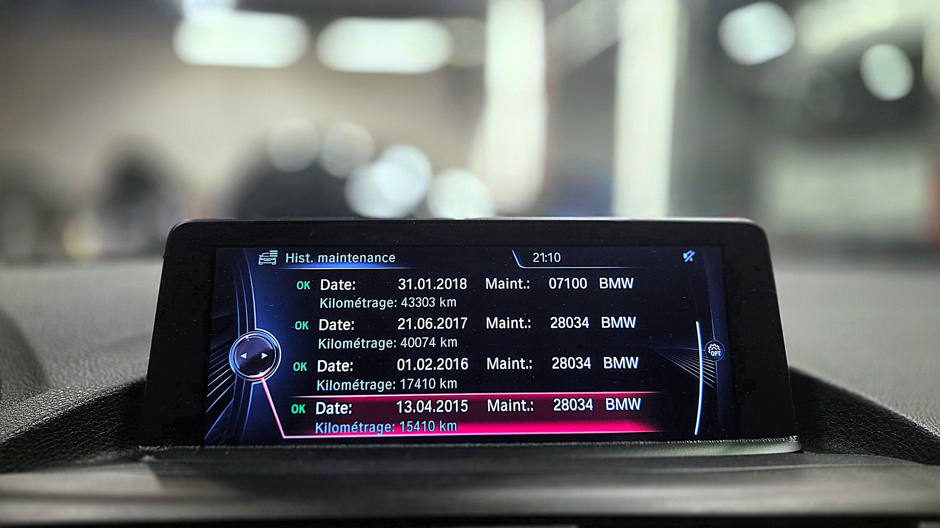 BMW M135i xDrive Steptronic-image-29