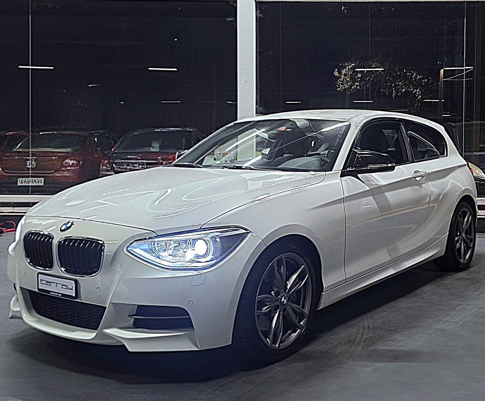 BMW M135i xDrive Steptronic-image-1
