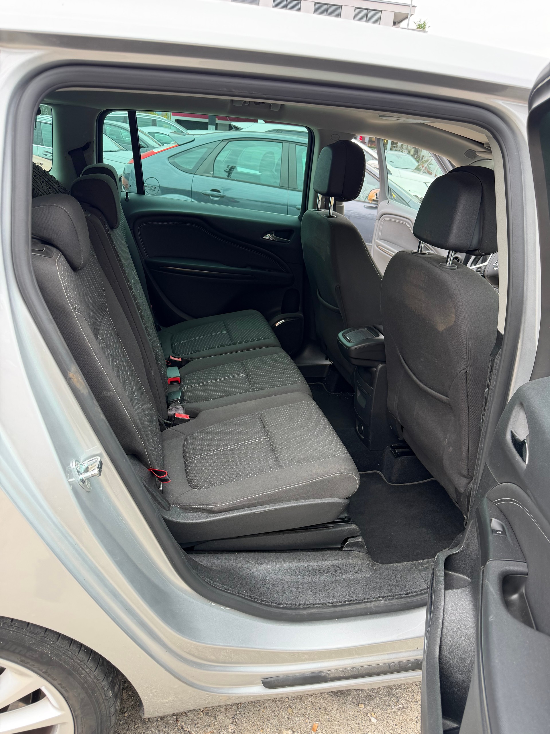 OPEL Zafira Tourer 2.0 CDTi Cosmo Automatic-image-10