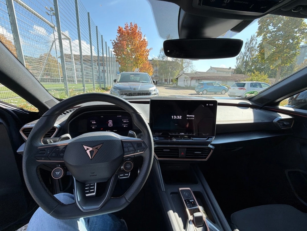 CUPRA 2.0 TSI VZ 4Drive DSG-image-2