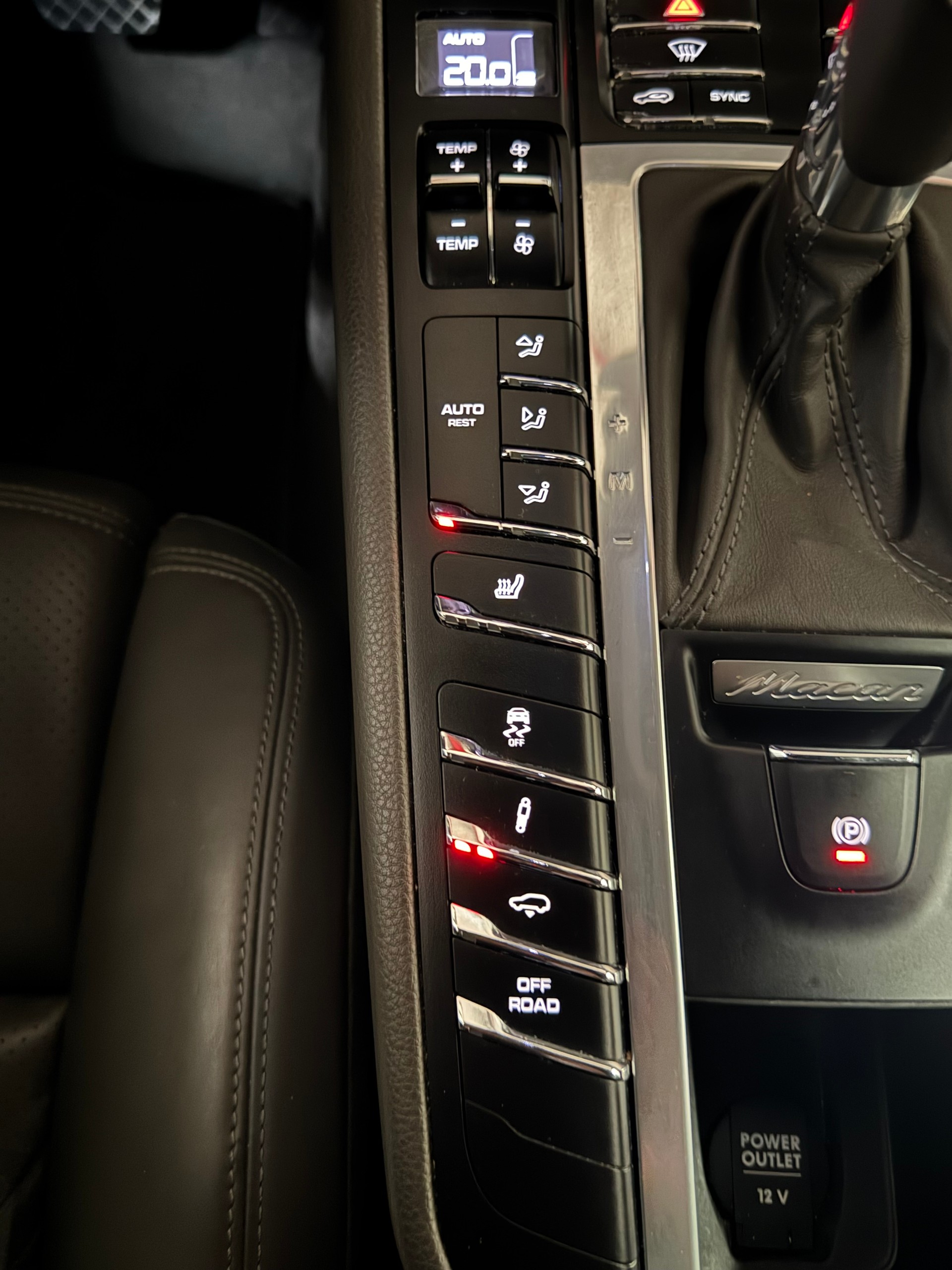 PORSCHE Macan S PDK-image-25