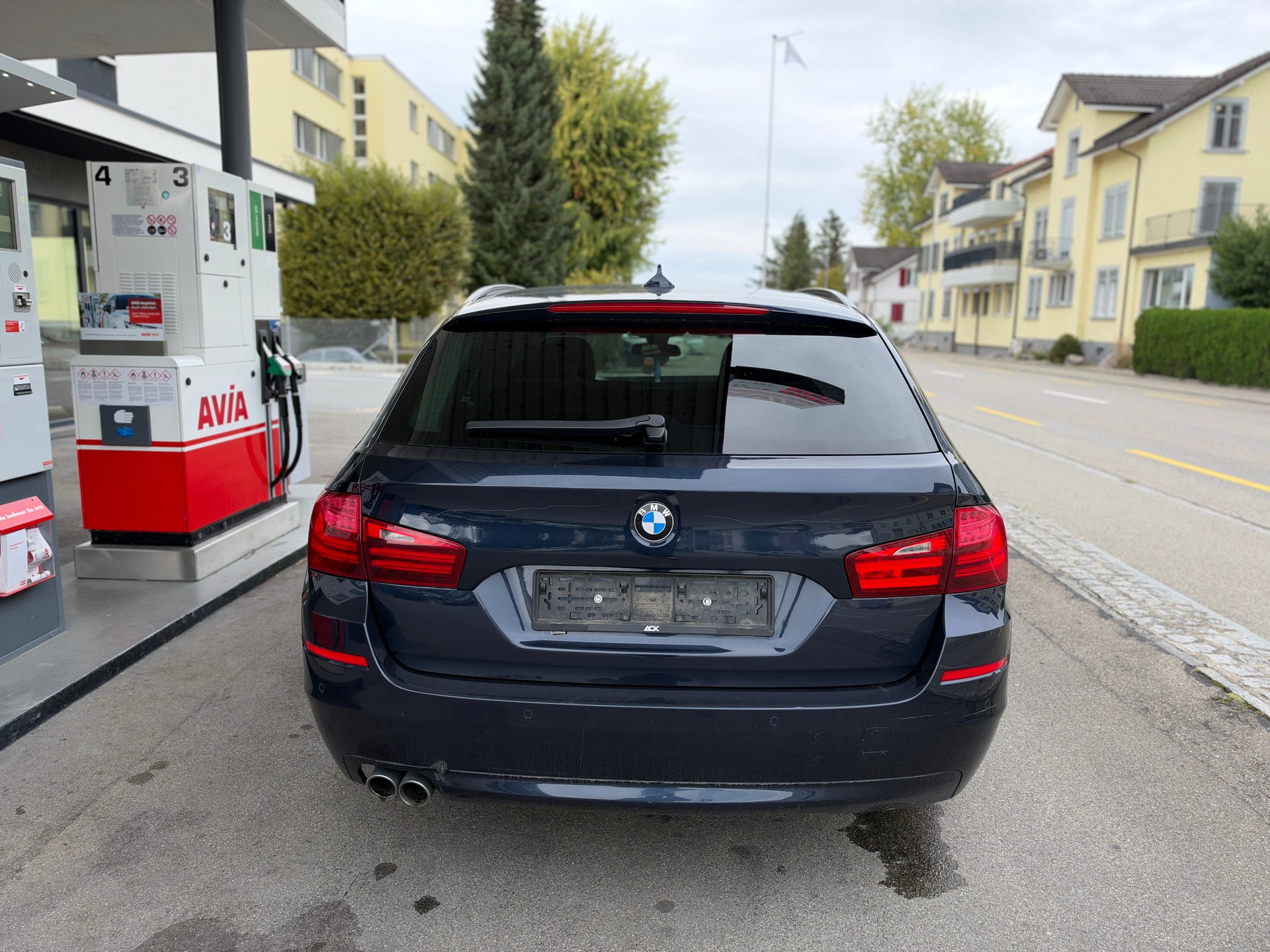 BMW 520d Touring xDrive Steptronic-image-11