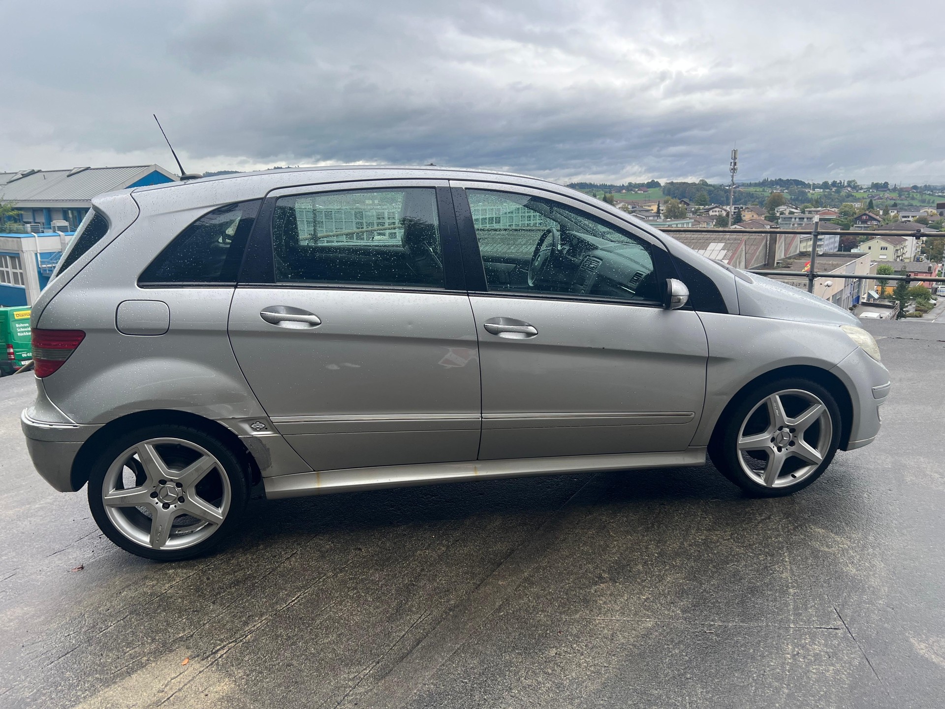 MERCEDES-BENZ B 170-image-8