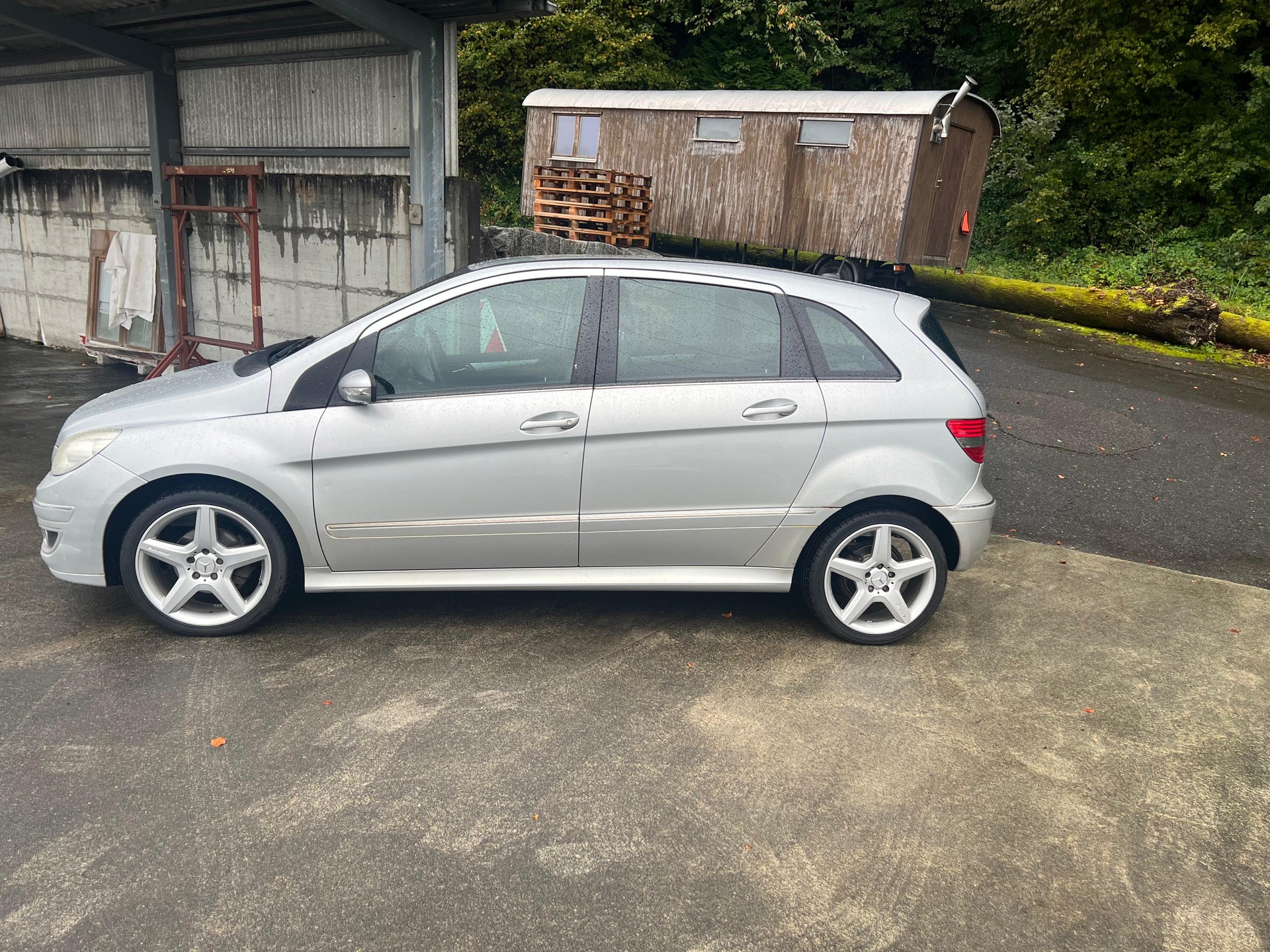 MERCEDES-BENZ B 170-image-4