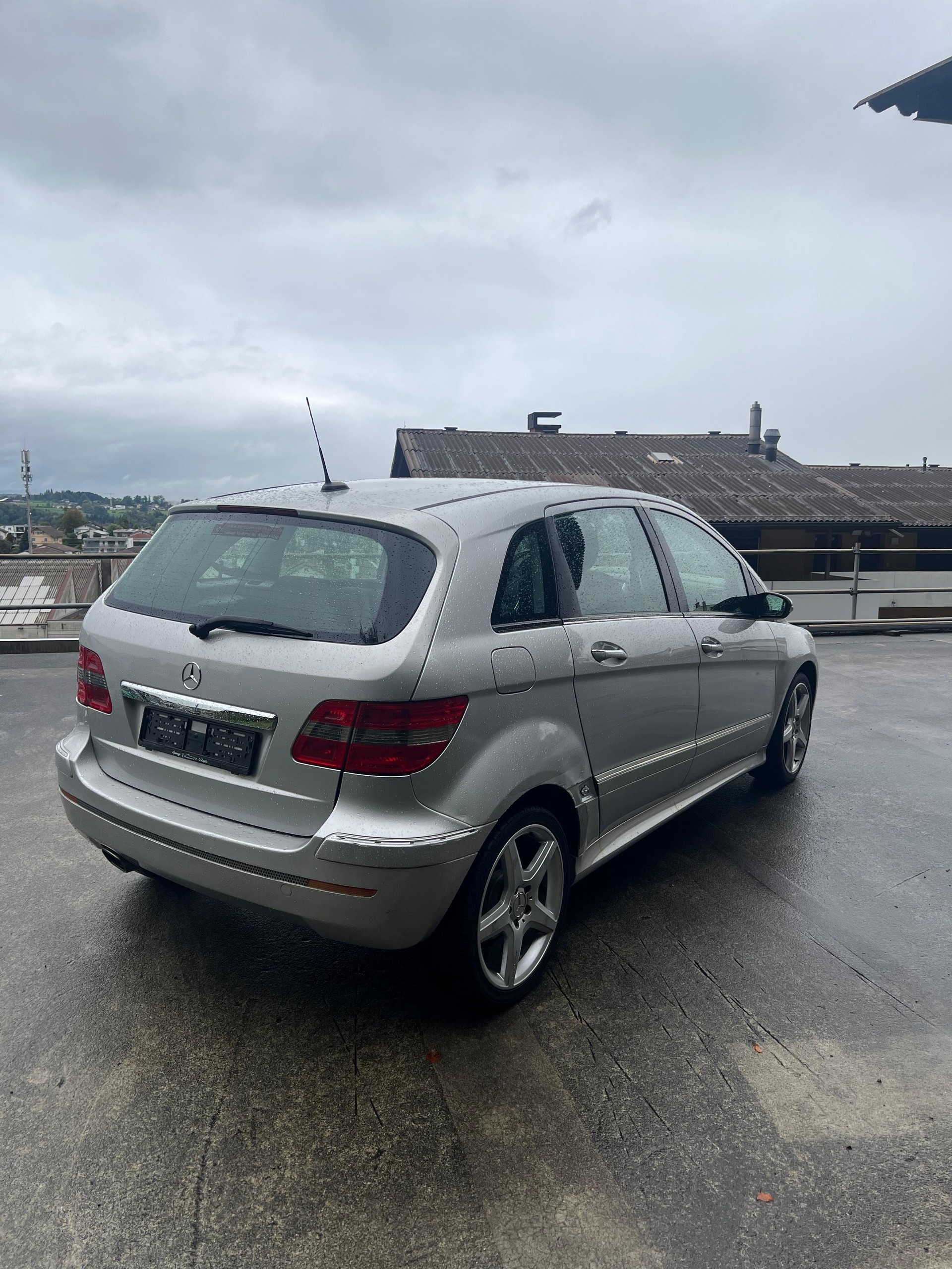 MERCEDES-BENZ B 170-image-7