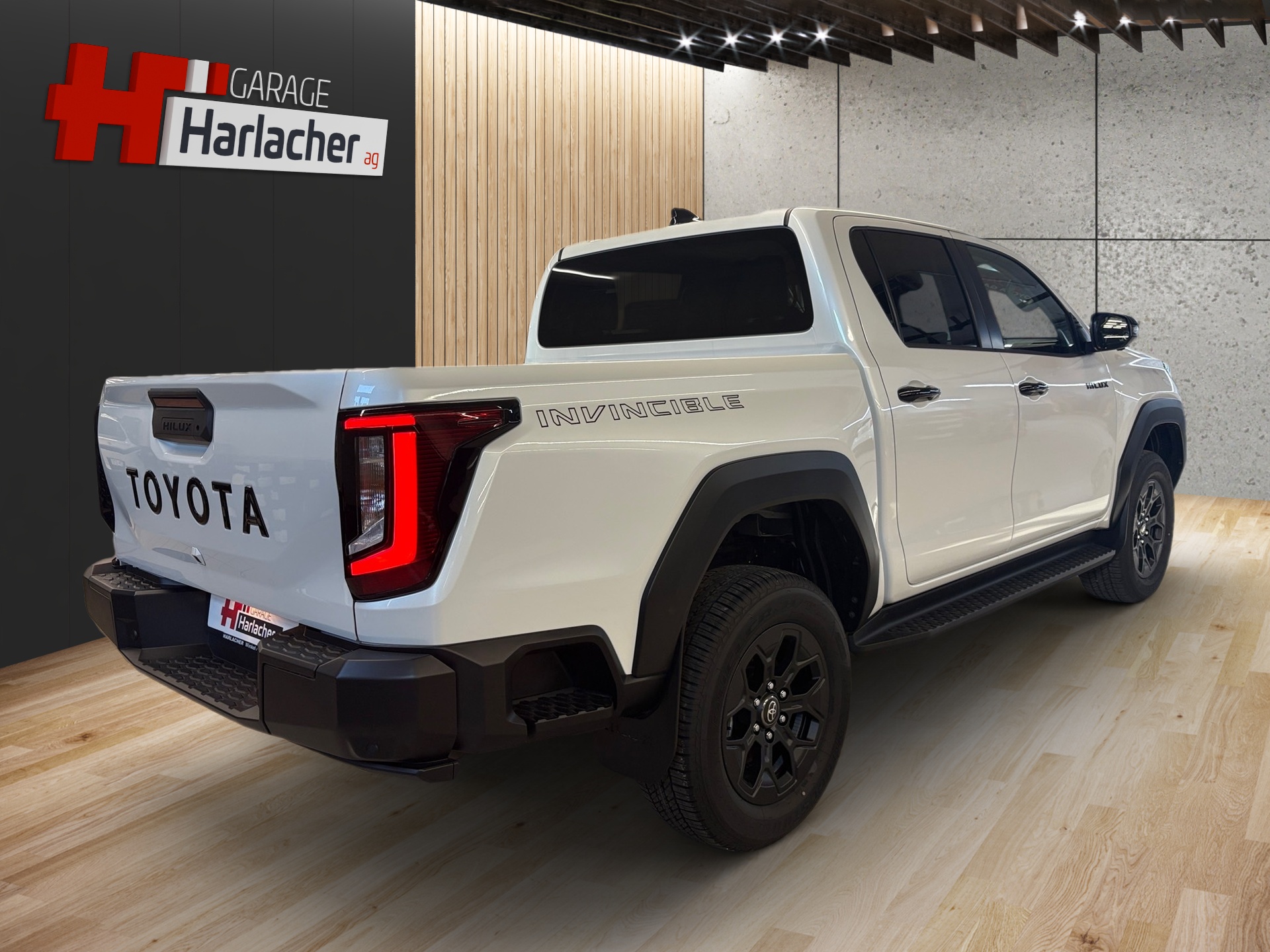 TOYOTA Hilux 2.8d MHEV Invincible Double Cab 4x4-image-4