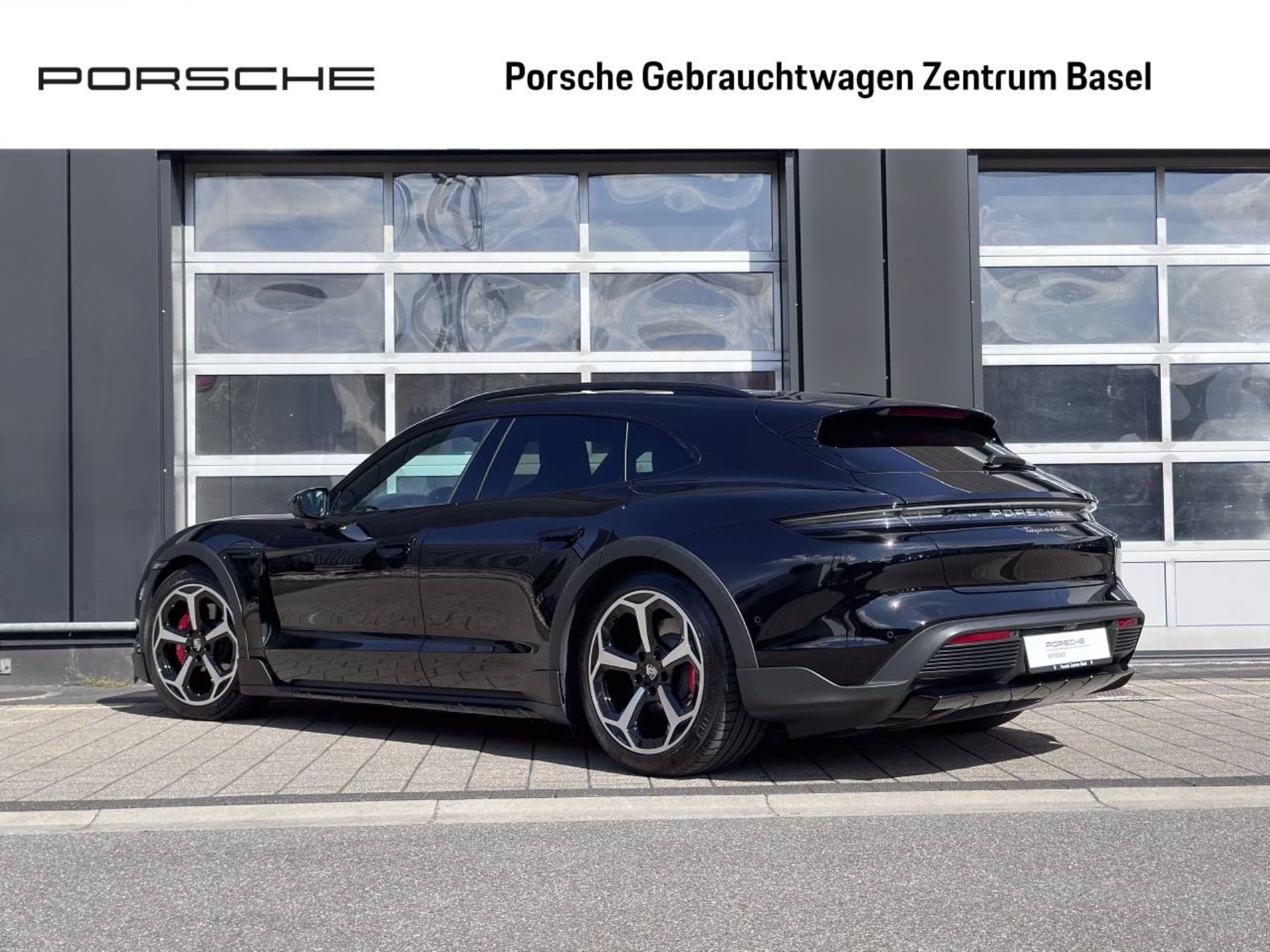 PORSCHE Taycan 4S Cross Turismo-image-2