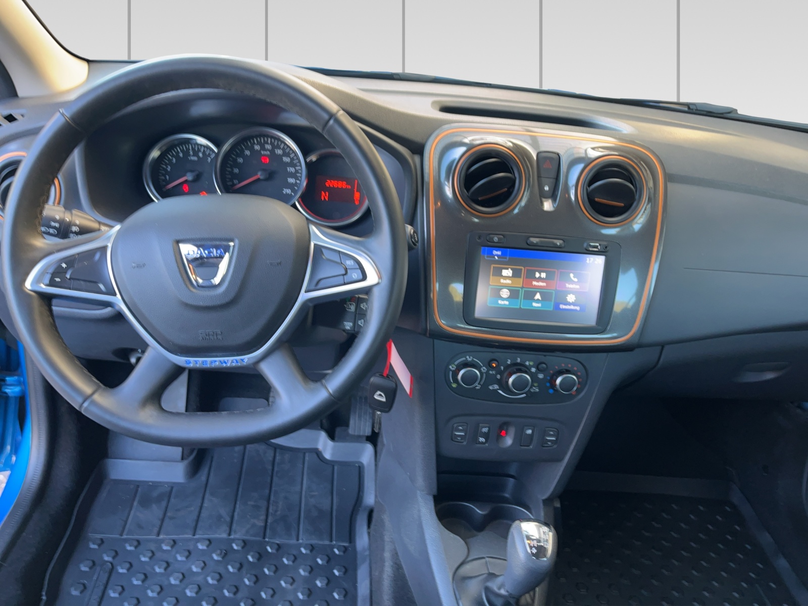 DACIA Sandero Tce 90 Stepway Automatic-image-7