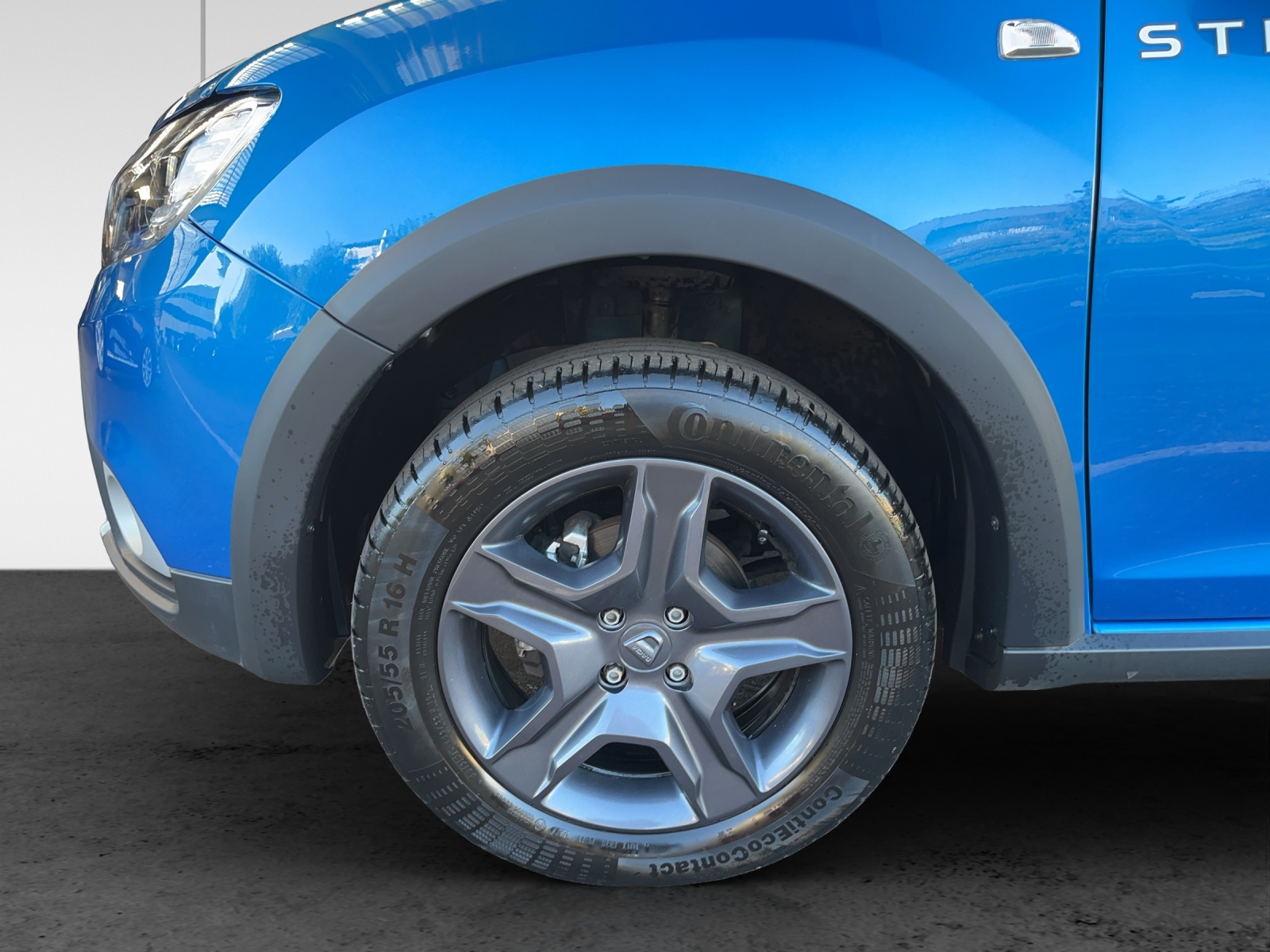 DACIA Sandero Tce 90 Stepway Automatic-image-12