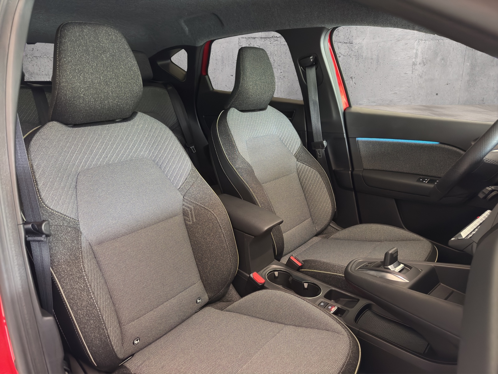 RENAULT Captur 1.8 E-Tech 160 Techno DHT-image-13