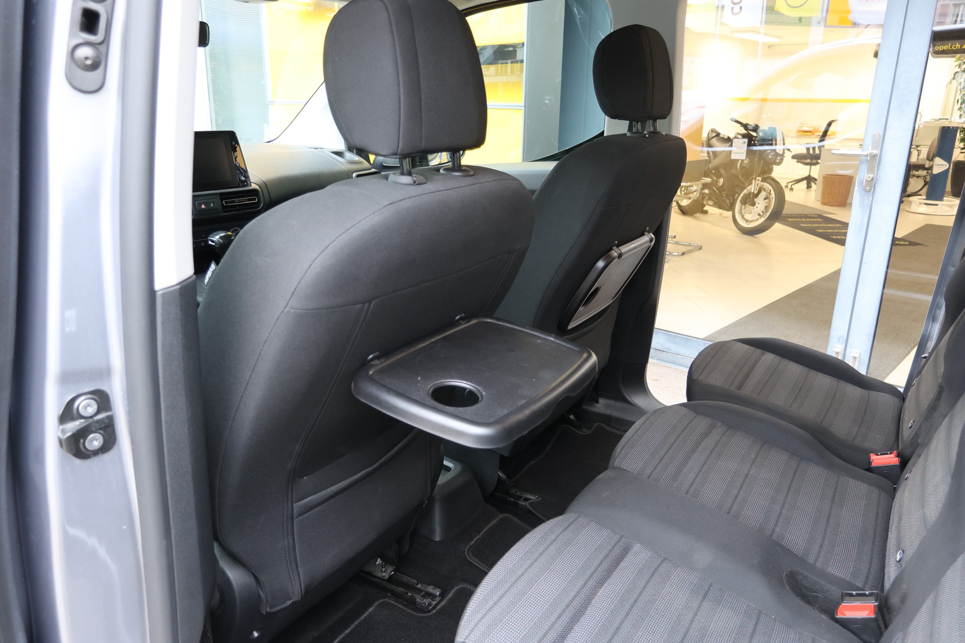 OPEL Combo Life 1.2T Edition-image-12