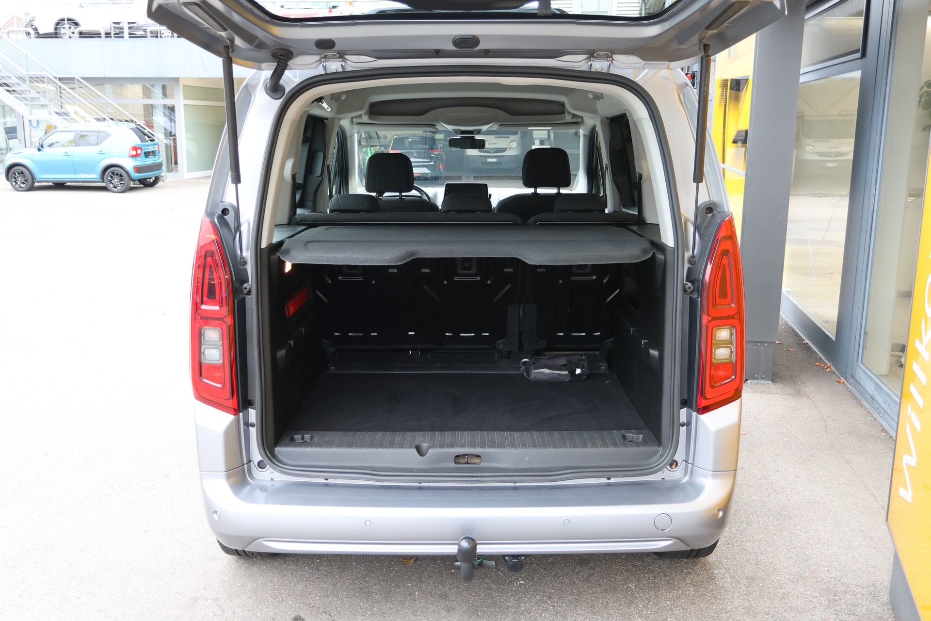 OPEL Combo Life 1.2T Edition-image-14