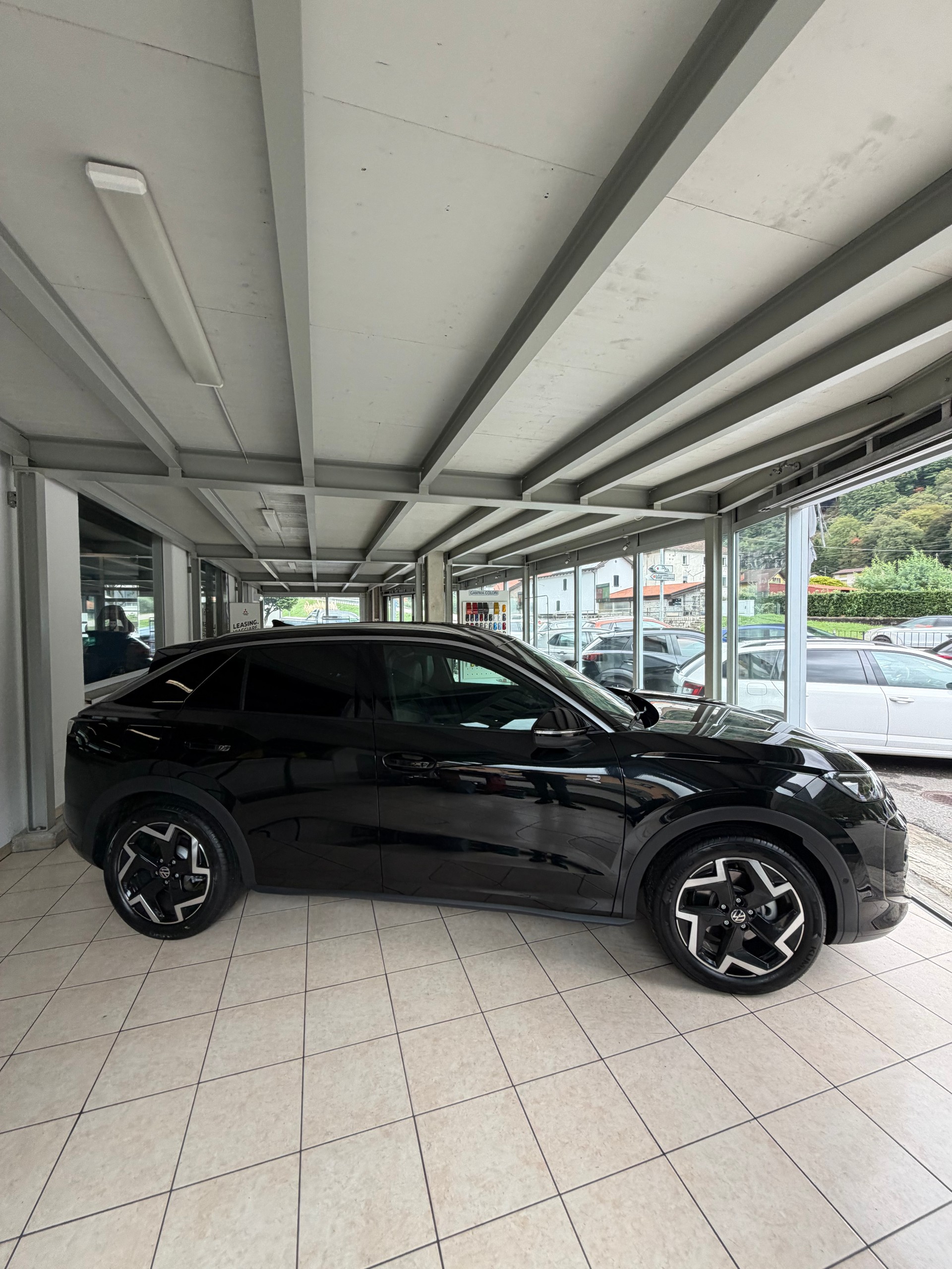 VW T-Roc 1.5 eTSI mHEV R-Line DSG-image-6