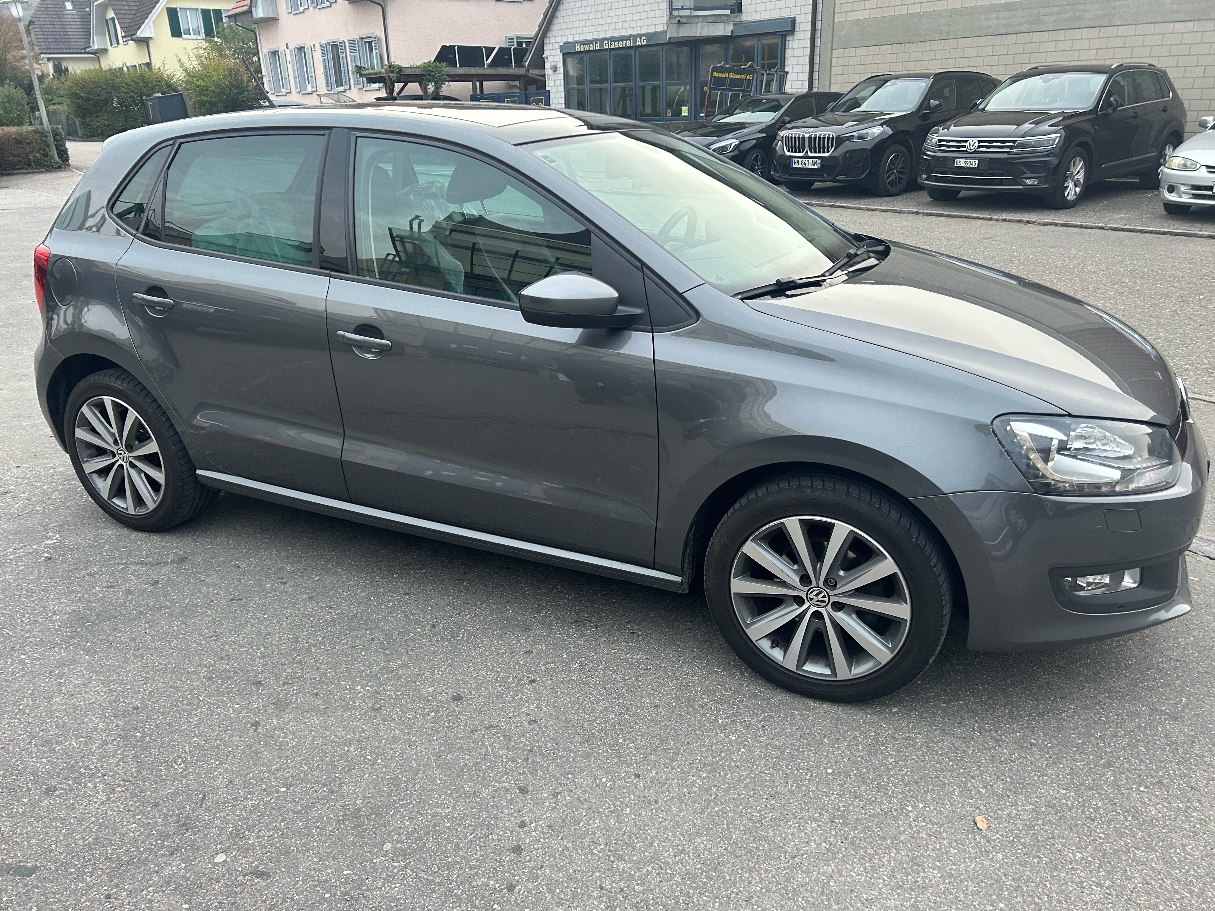 Car photo