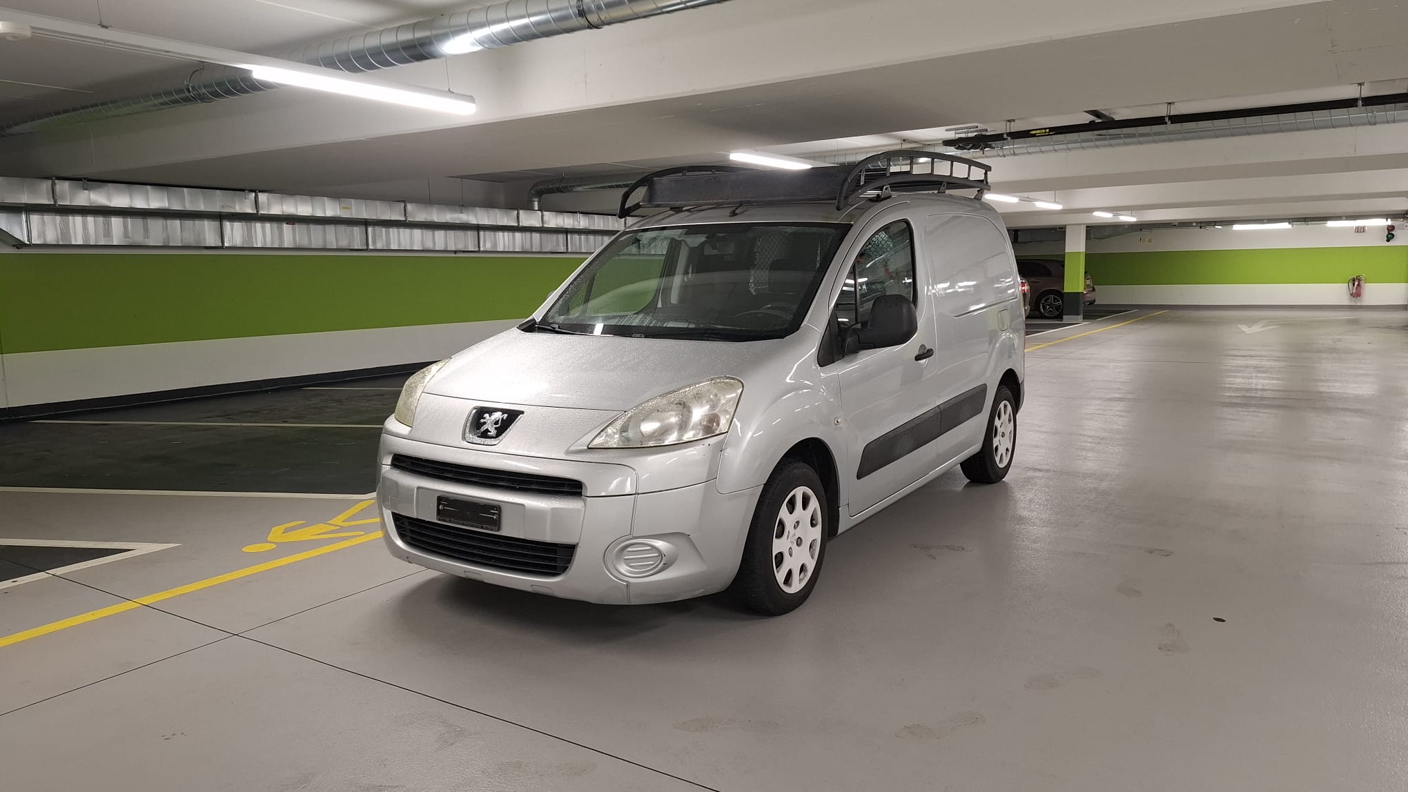 Car photo