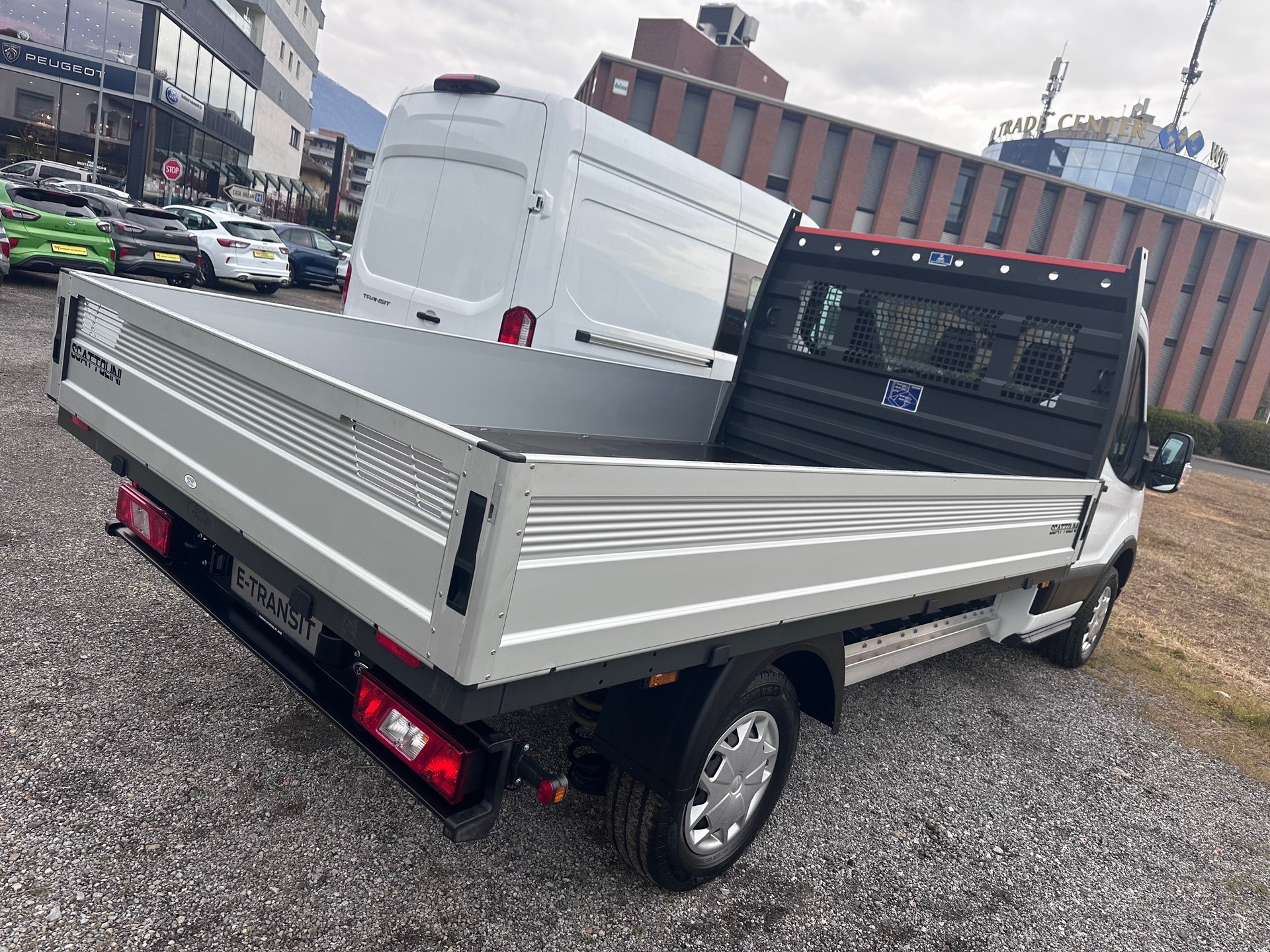 FORD E-Transit 350 L3 Trend  RWD-showroom-element-1