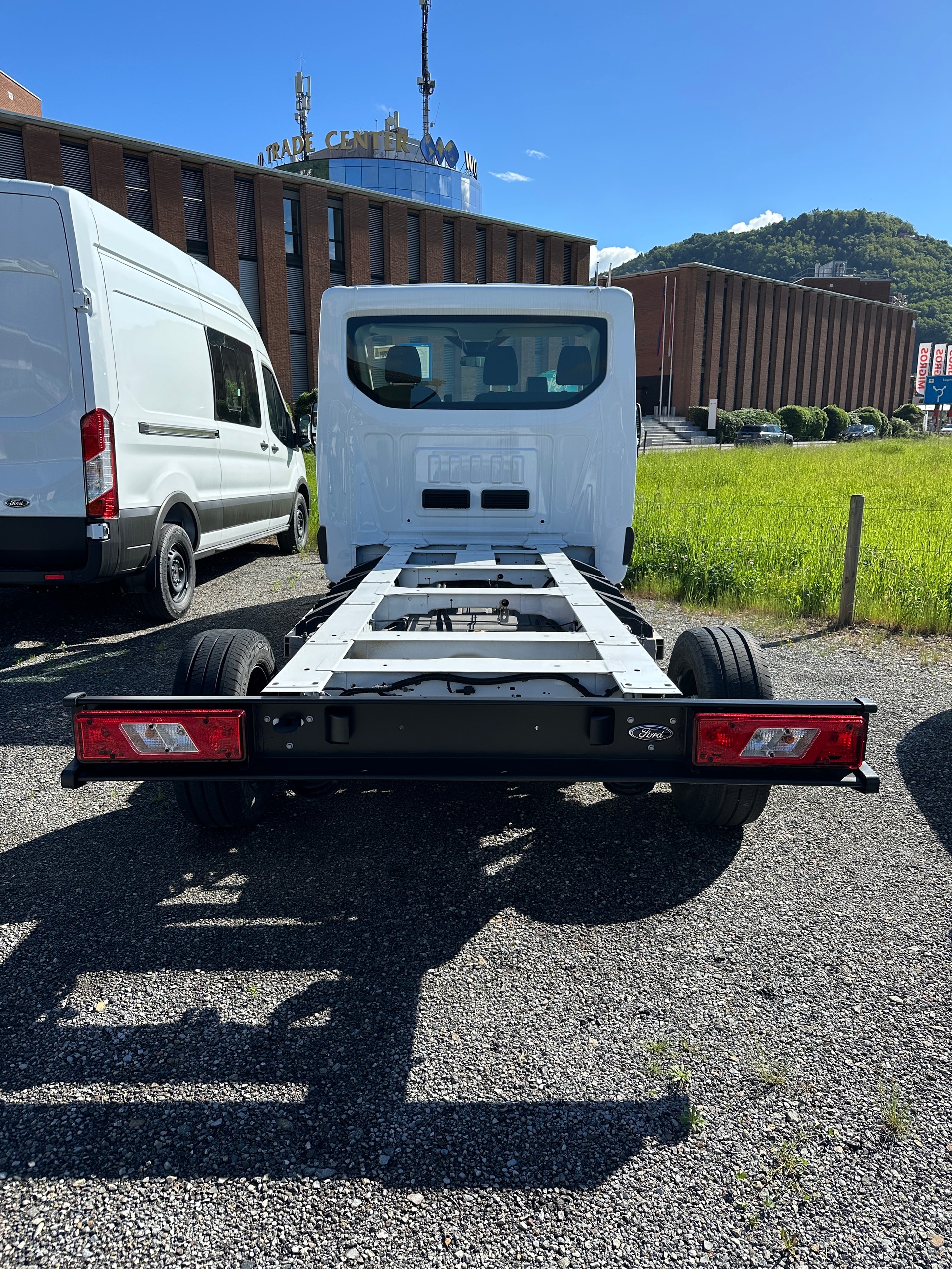 FORD E-Transit 350 L3 Trend  RWD-showroom-element-3