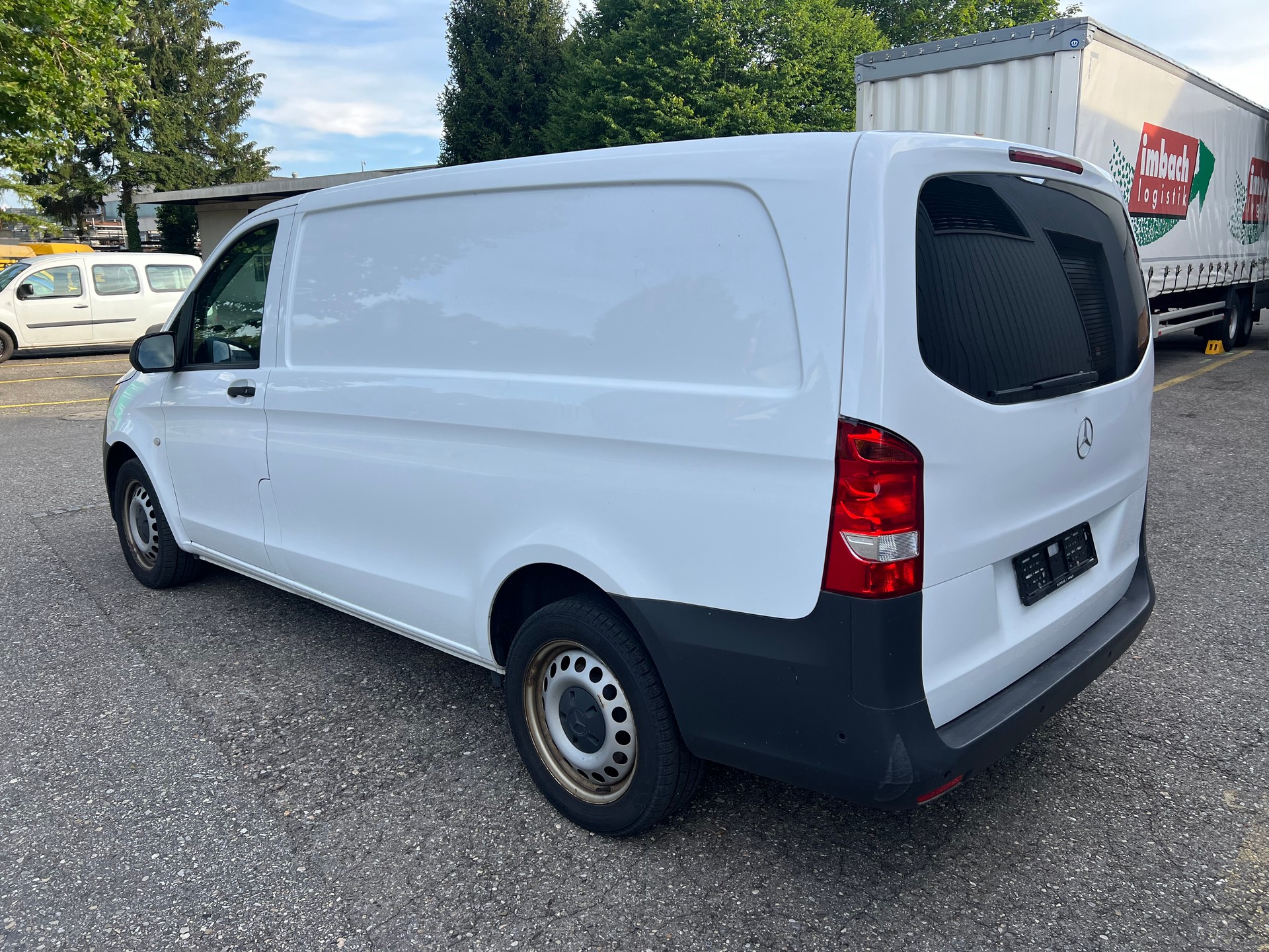 MERCEDES-BENZ VITO 116 BlueTec L 4Matic 7G Tronic Euro 6-image-3