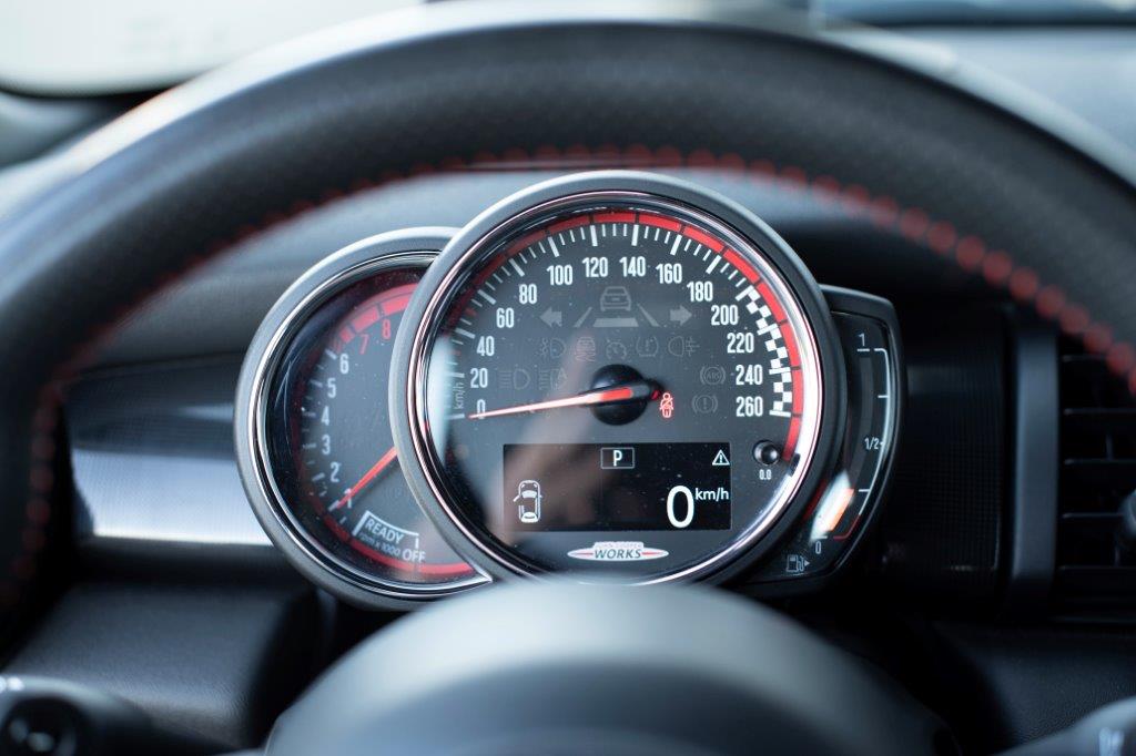MINI Cooper JCW Cabriolet-image-21