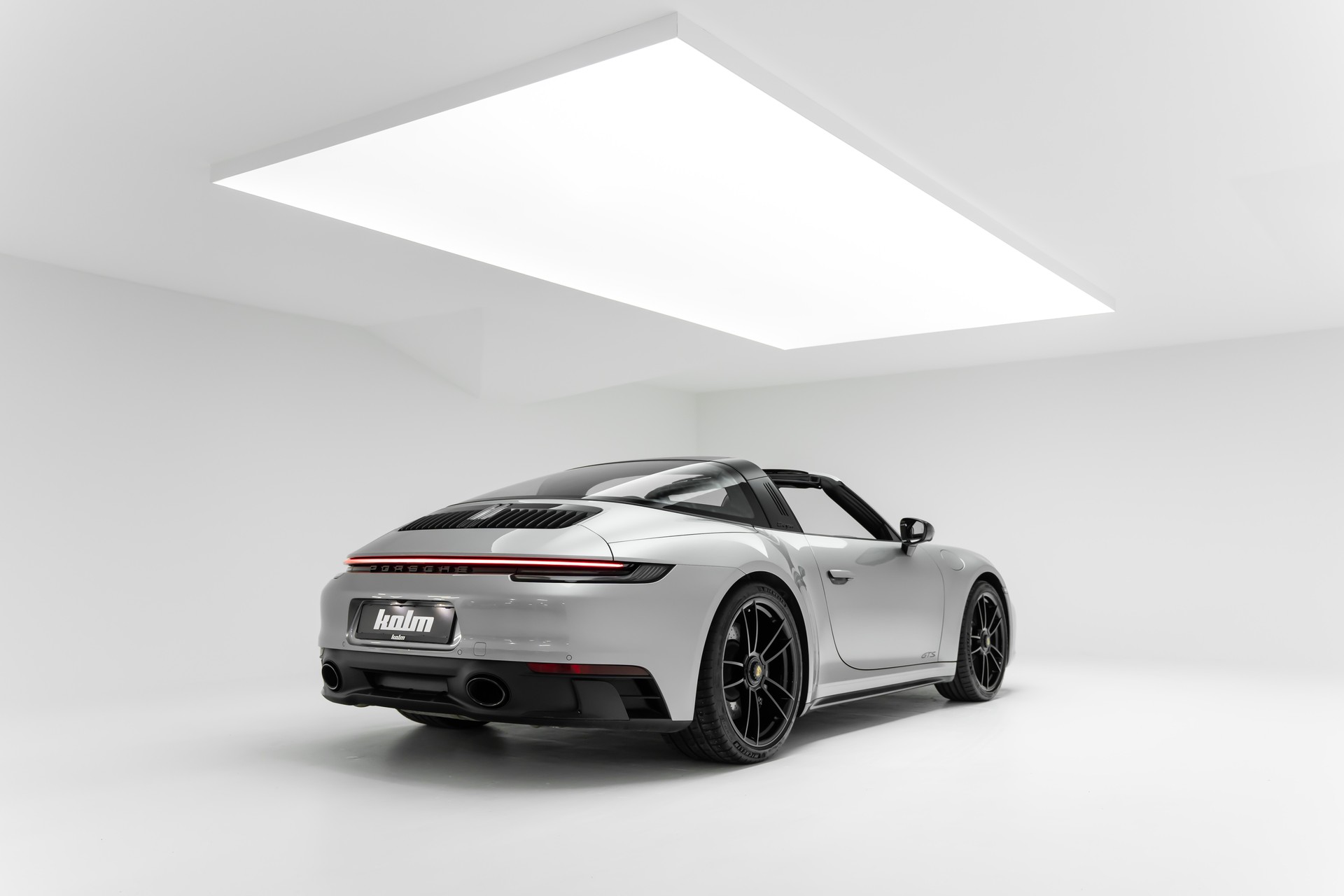 PORSCHE 911 Targa 4 GTS PDK-showroom-element-3