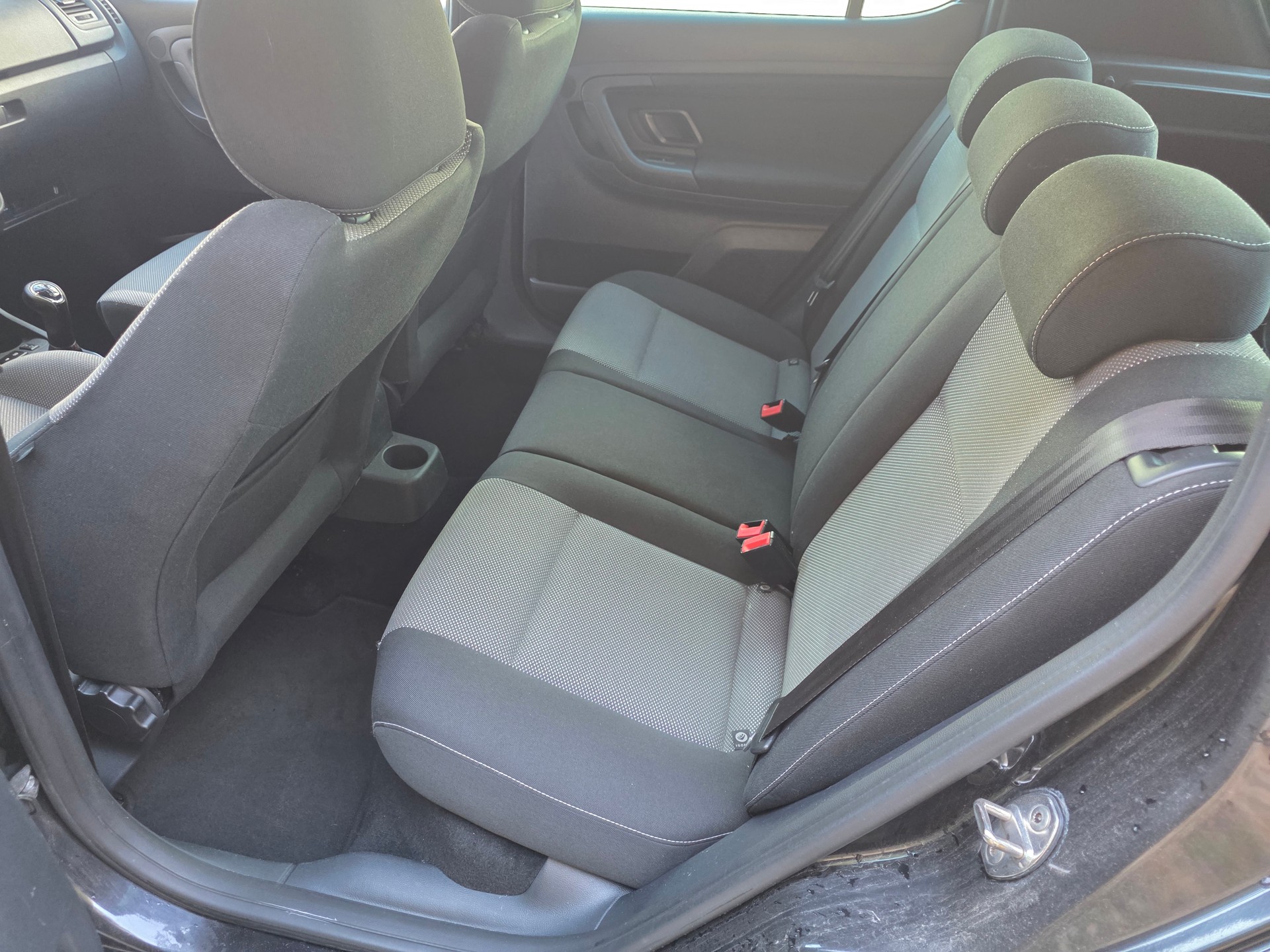 SKODA Fabia 1.2 TSI Monte Carlo-image-8