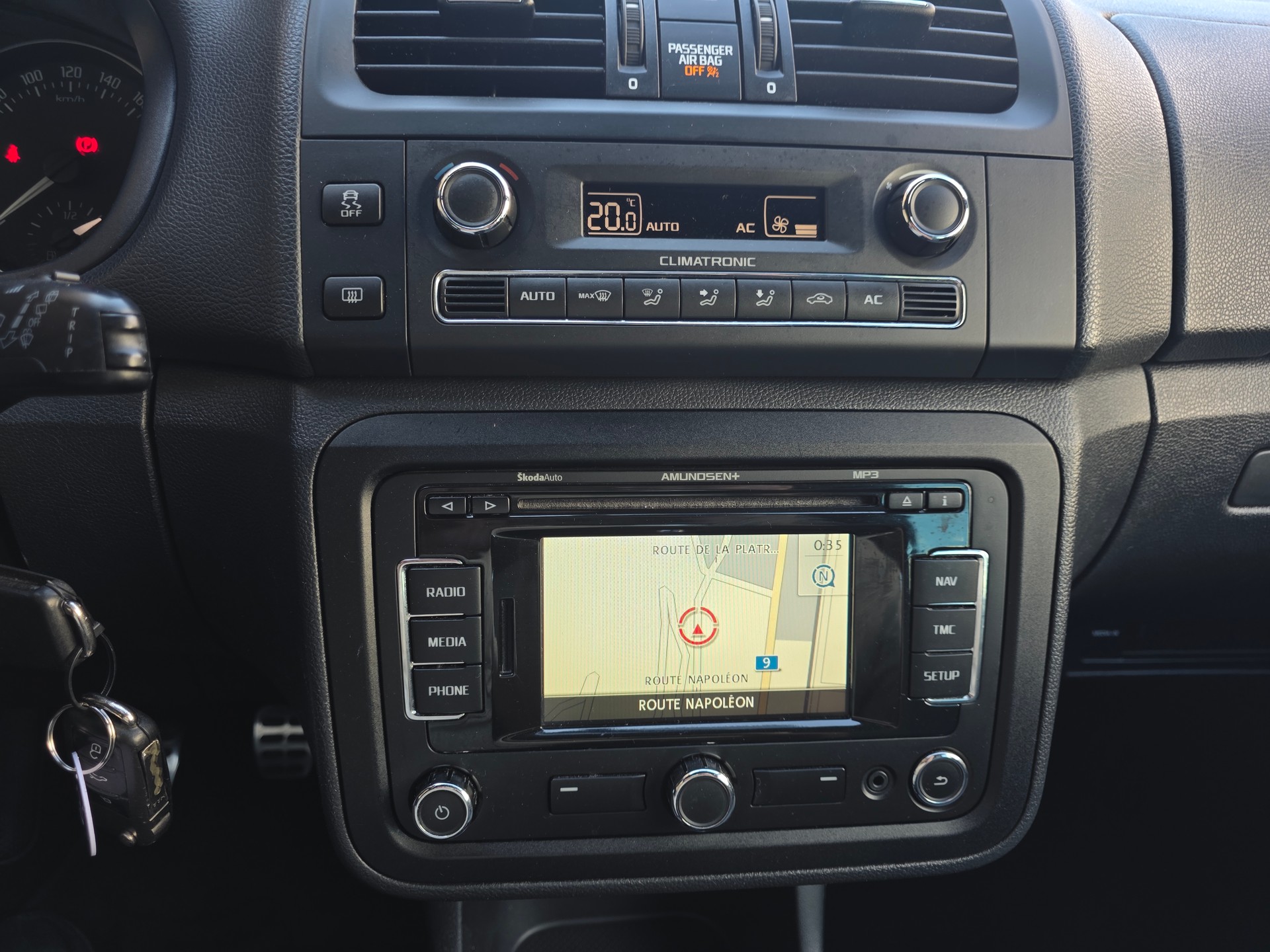 SKODA Fabia 1.2 TSI Monte Carlo-image-9